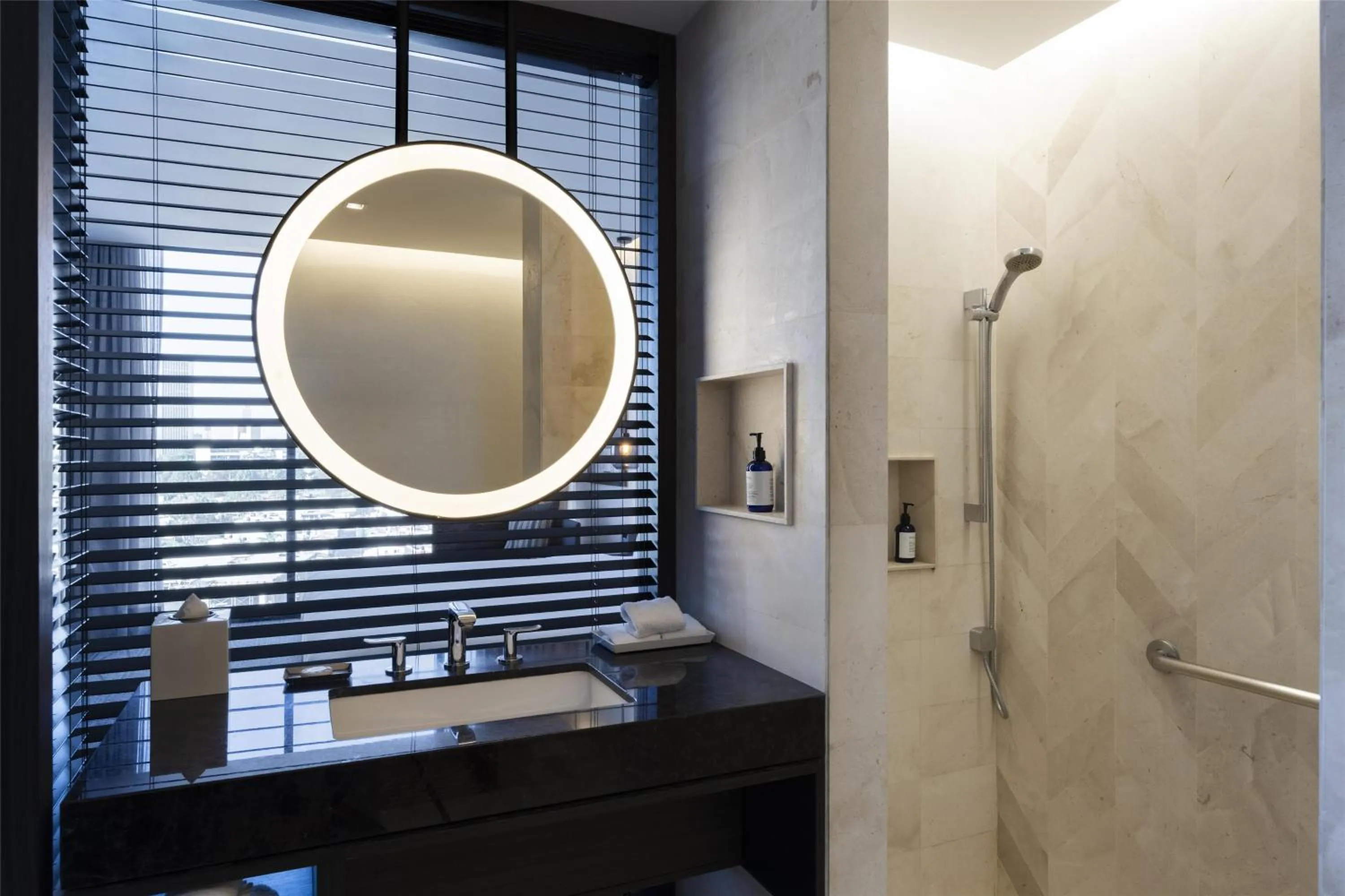 Bathroom in Hilton Guadalajara Midtown