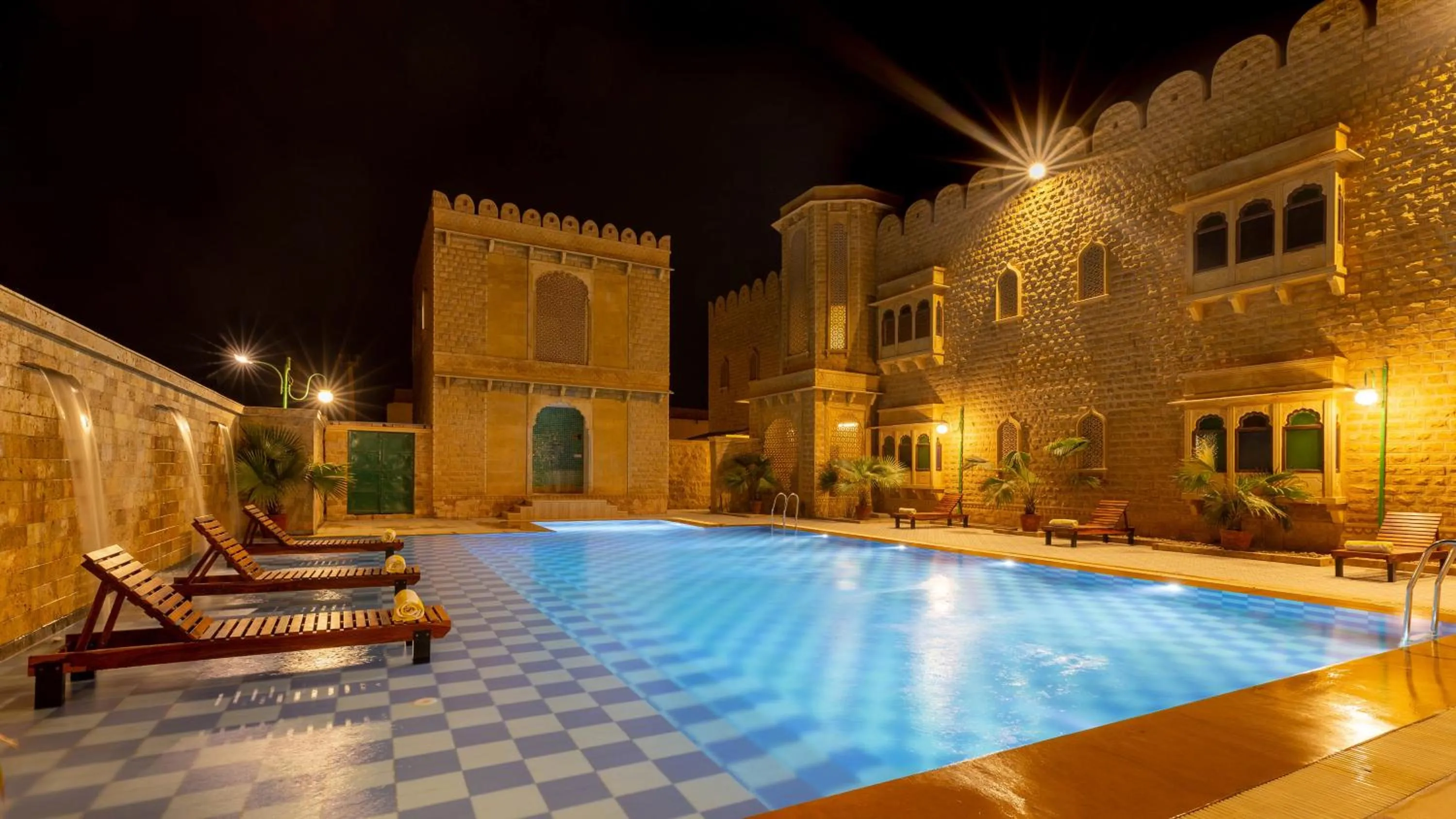 Swimming pool in Sairafort Sarovar Portico