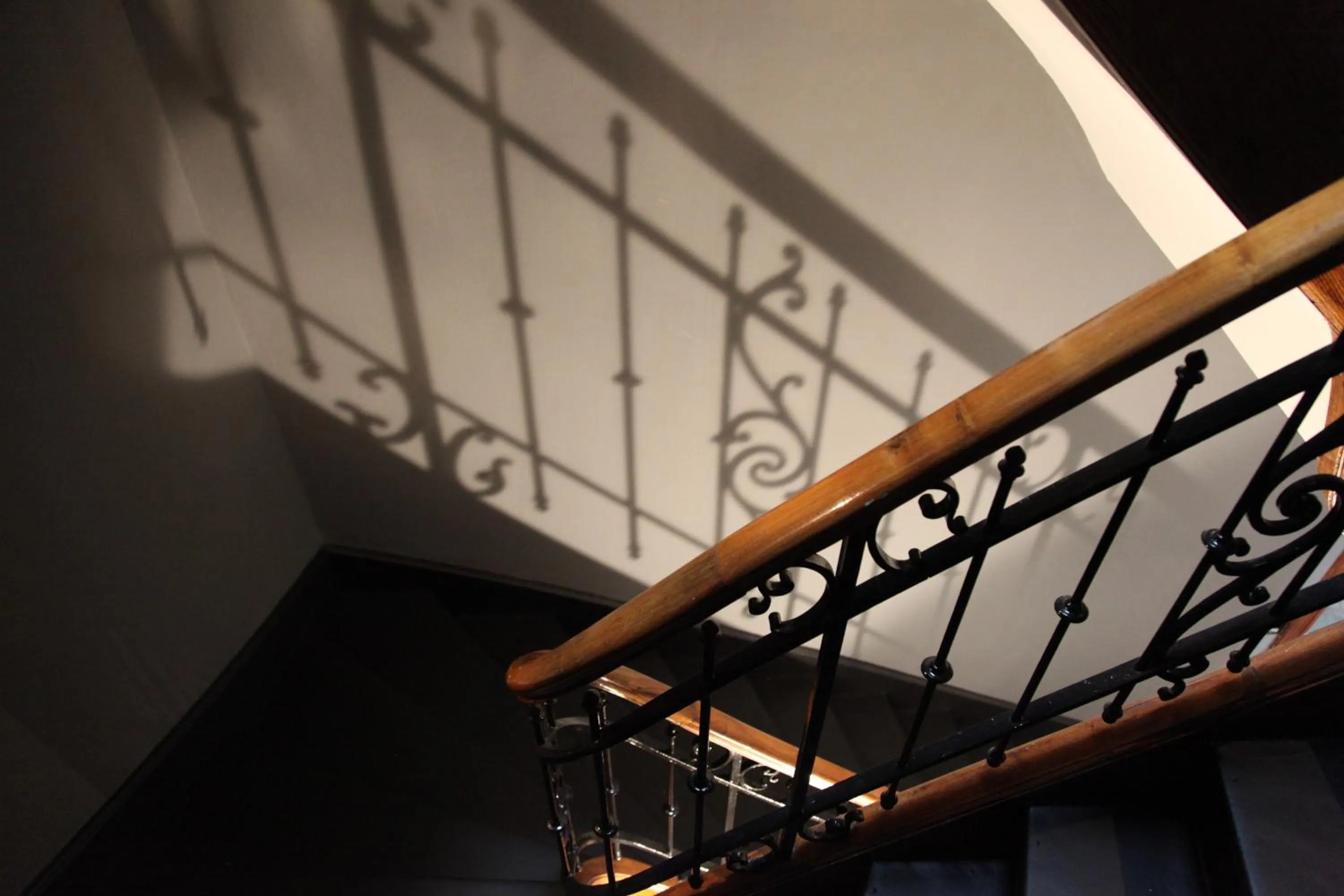 Decorative detail in La Villa 1901