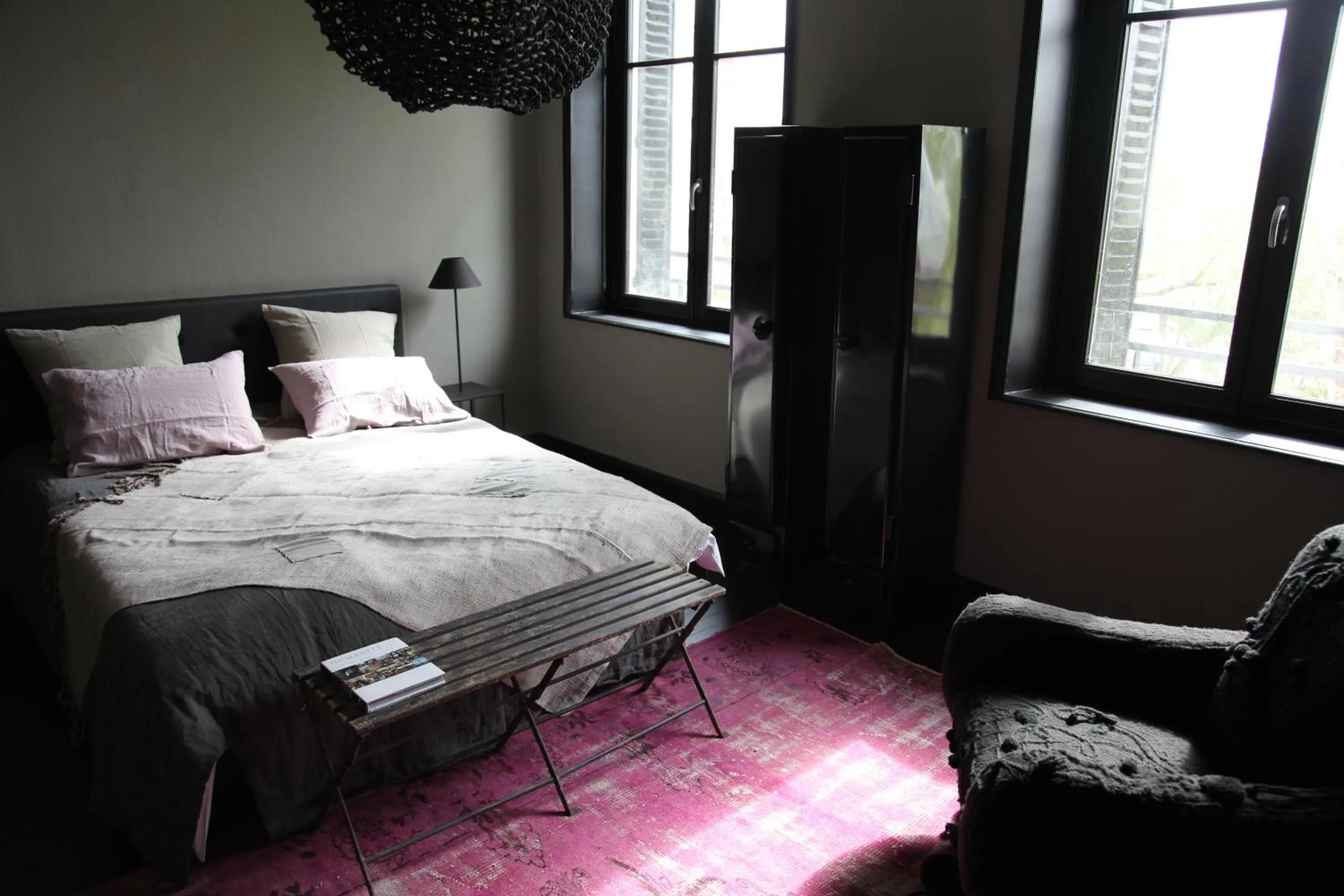 Bedroom in La Villa 1901