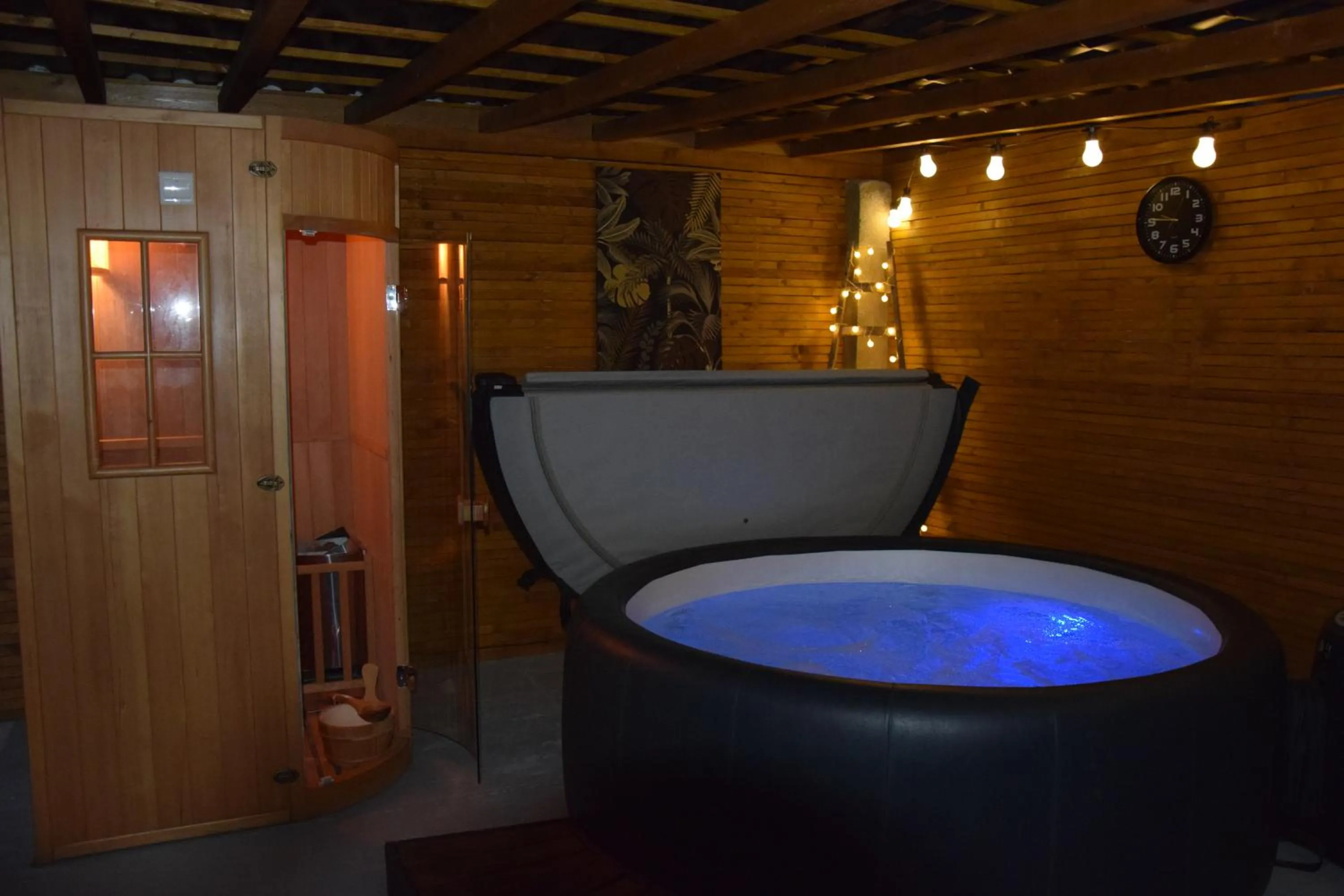 Hot Tub in Les Portes Du Hable