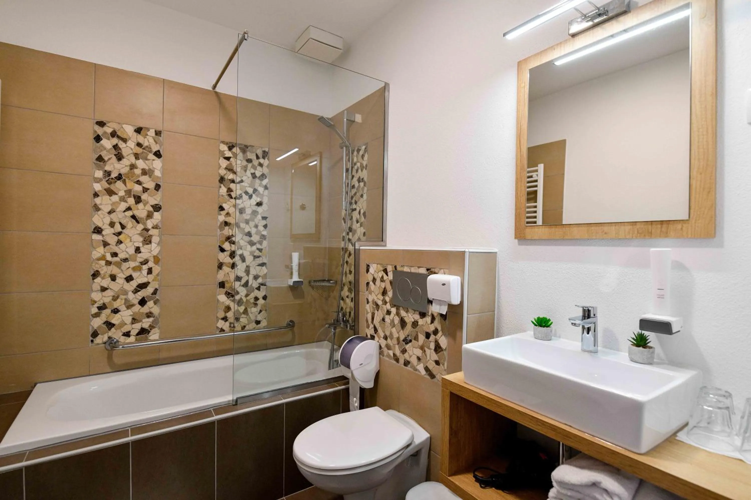 Shower in Guesthouse Stari Mayr