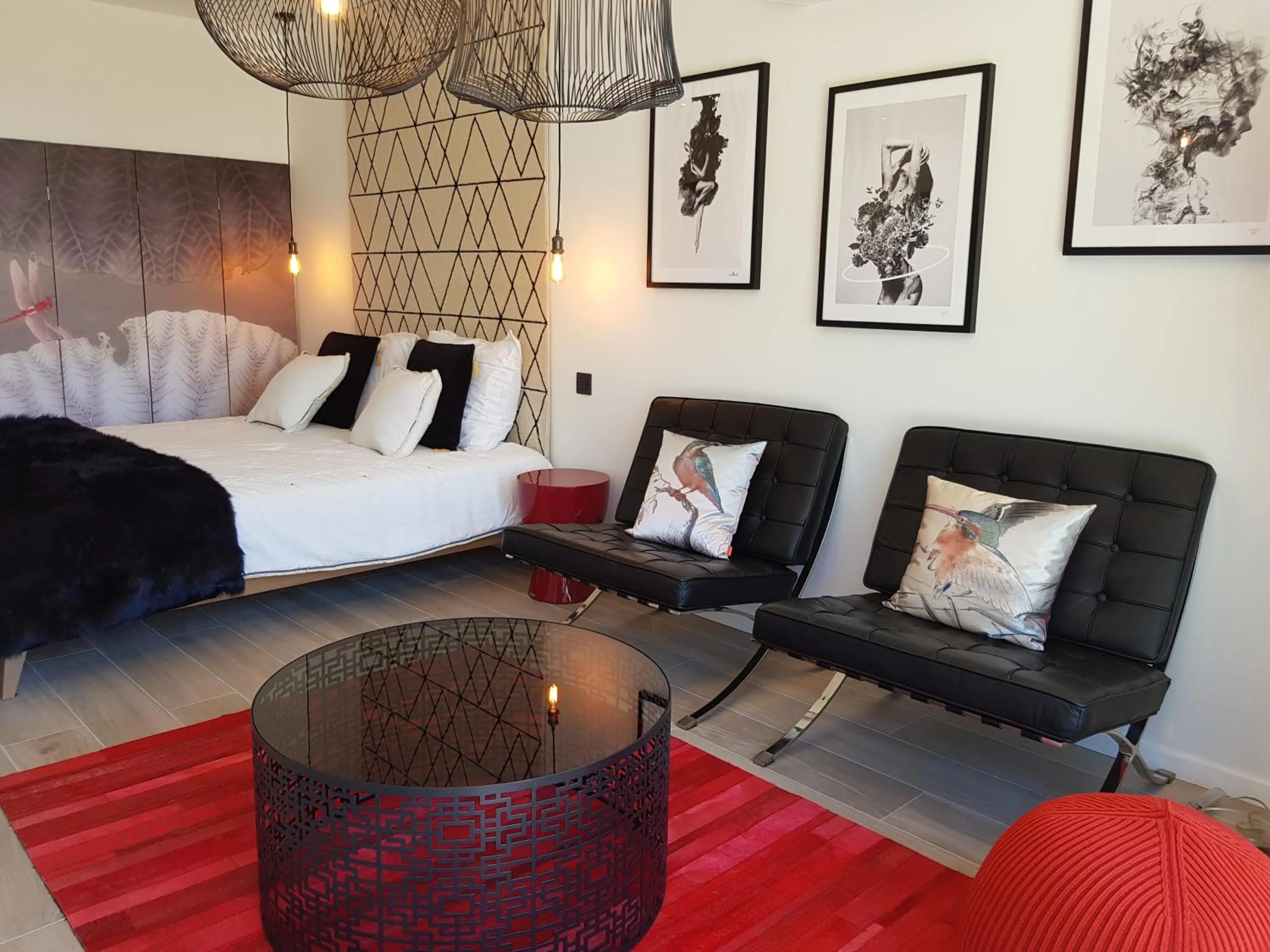 Photo of the whole room, Bed in akemi b&b