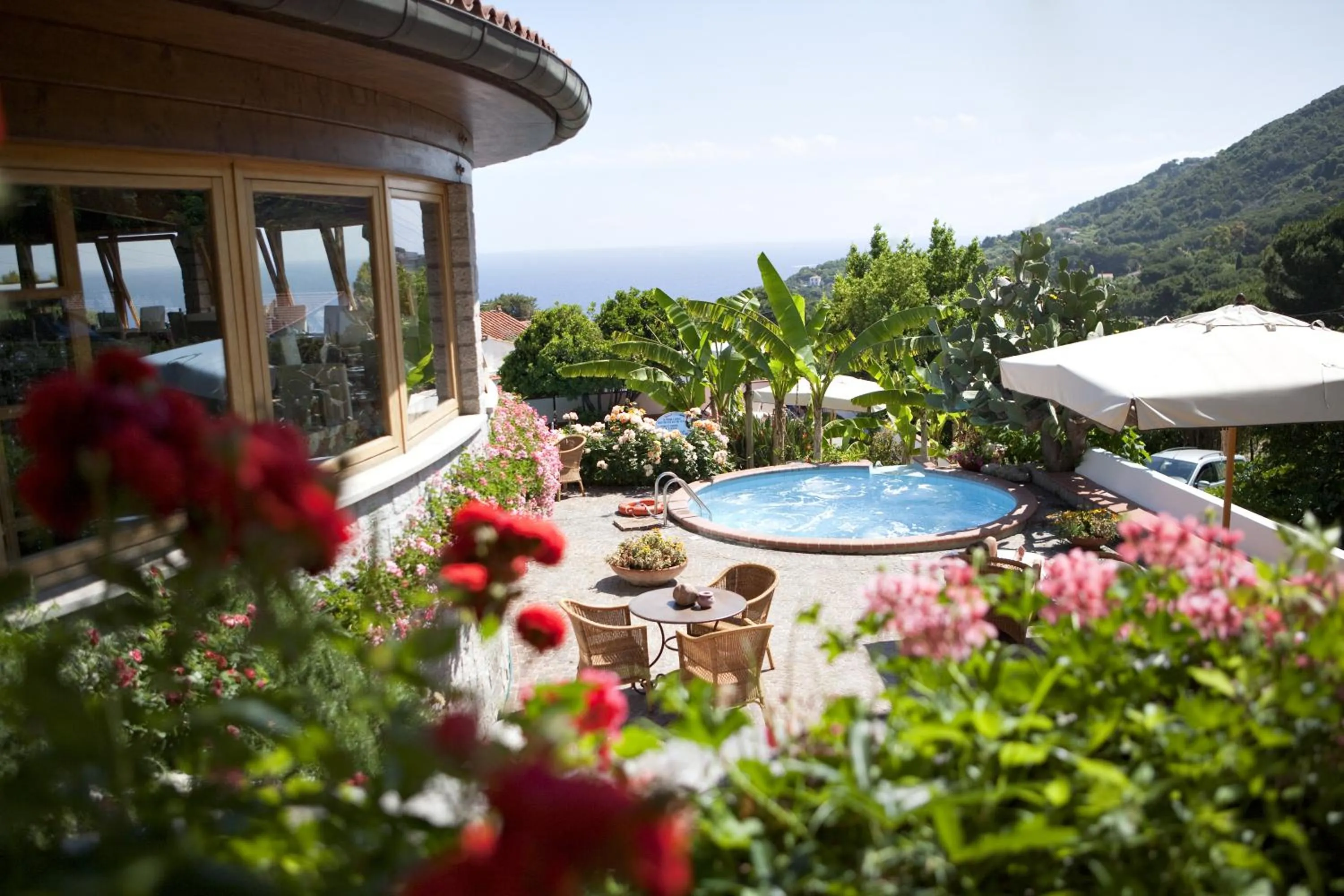 Day in Hotel Gallo Nero