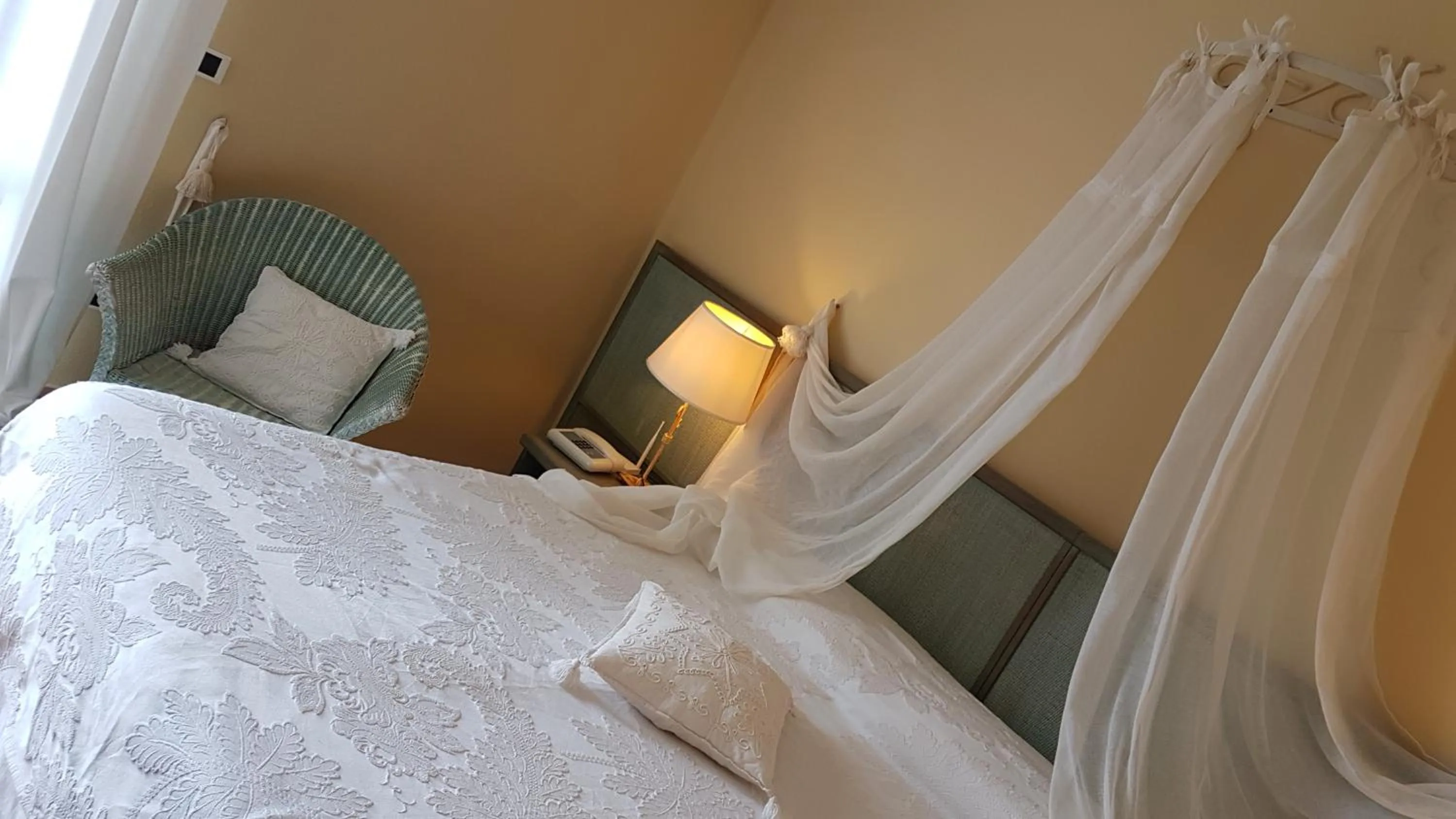 Bed in Hotel Gallo Nero