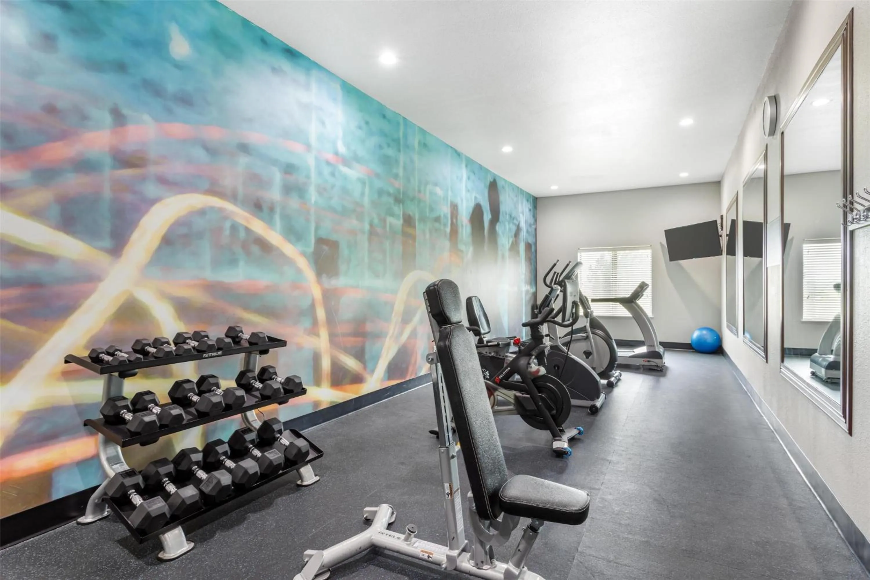 Fitness centre/facilities in Best Western Plus Waller Hotel
