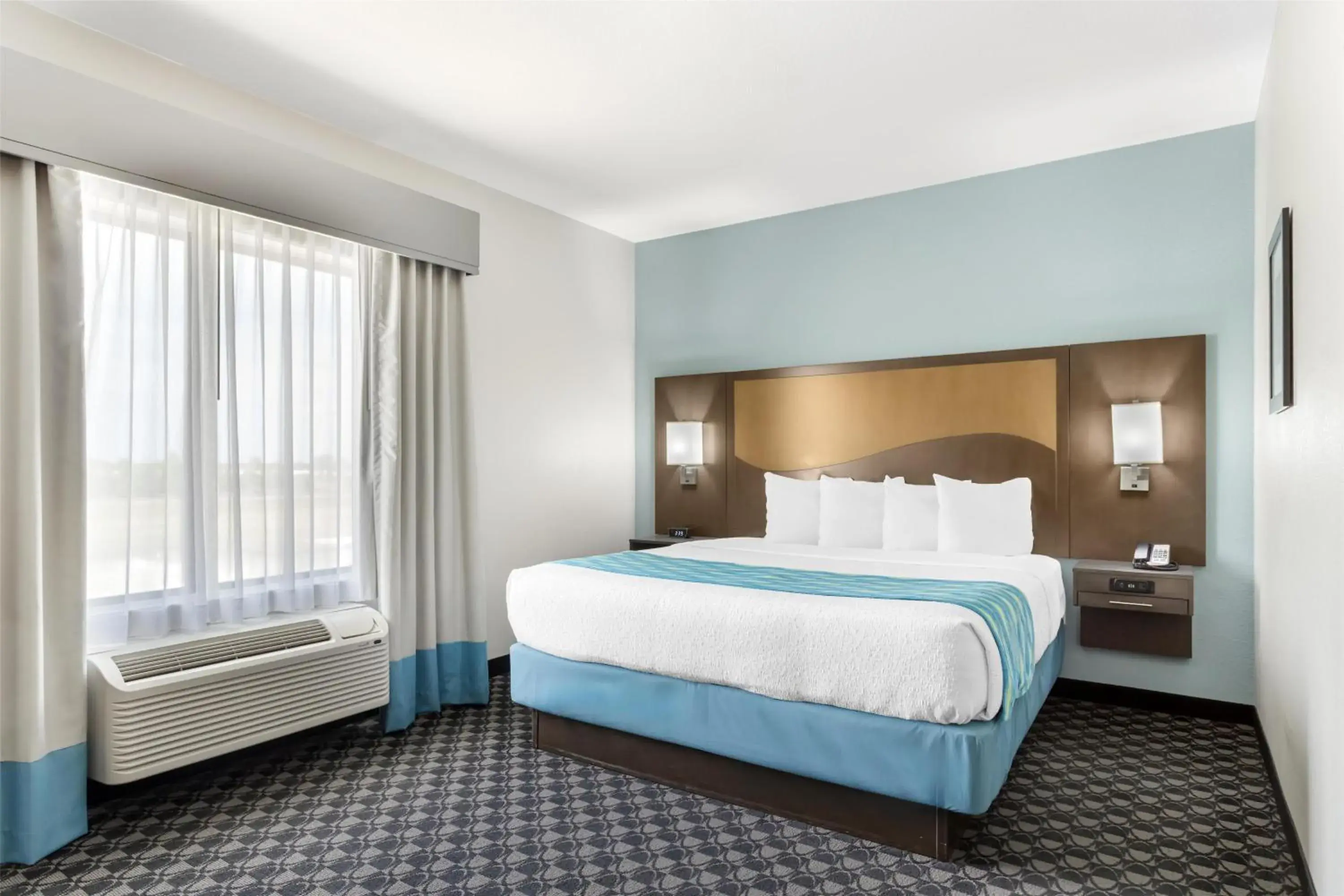 King Suite with Sofa Bed and Kitchenette in Best Western Plus Waller Hotel King Suite with Sofa Bed and Kitchenette in Best Western Plus Waller Hotel