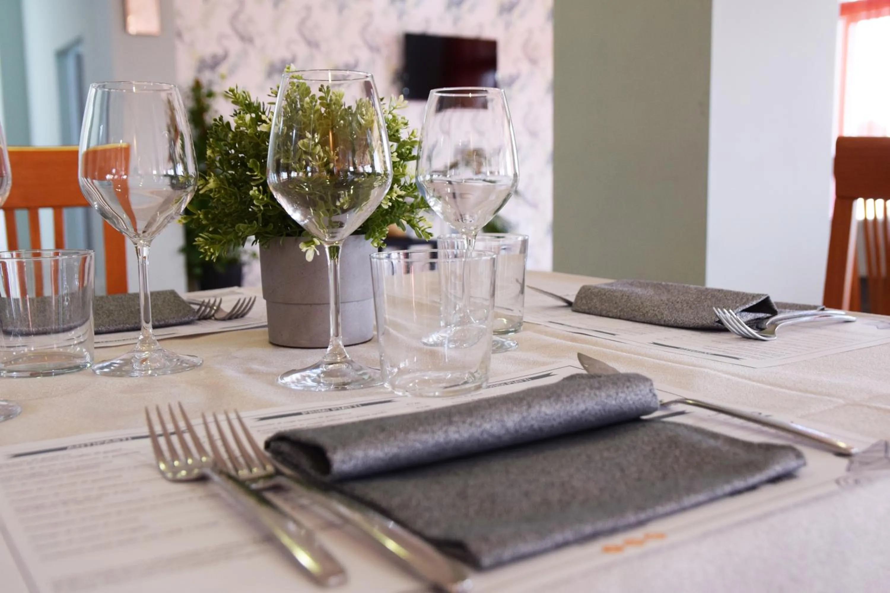 Restaurant/places to eat in Hotel La Siesta