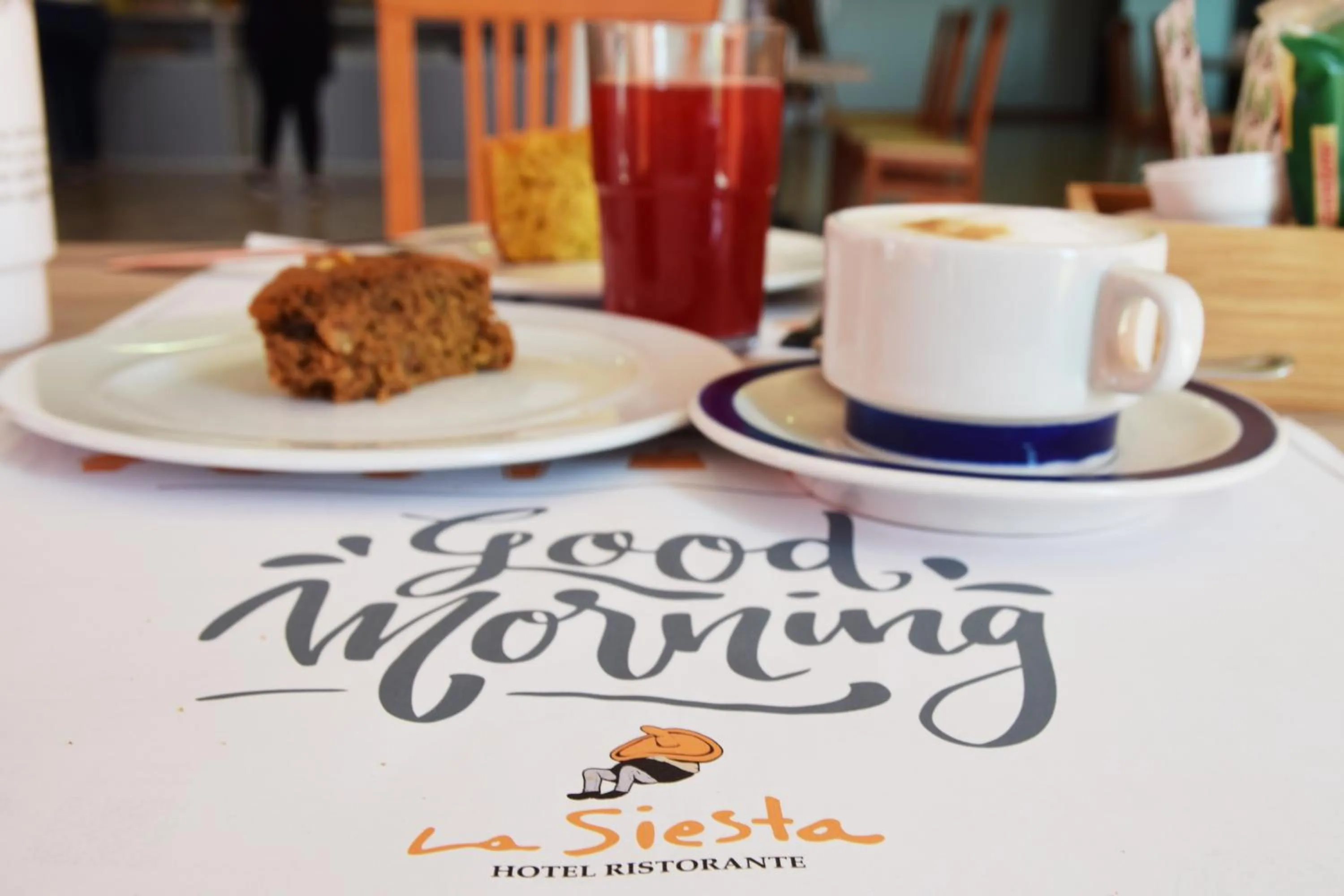 Restaurant/places to eat in Hotel La Siesta