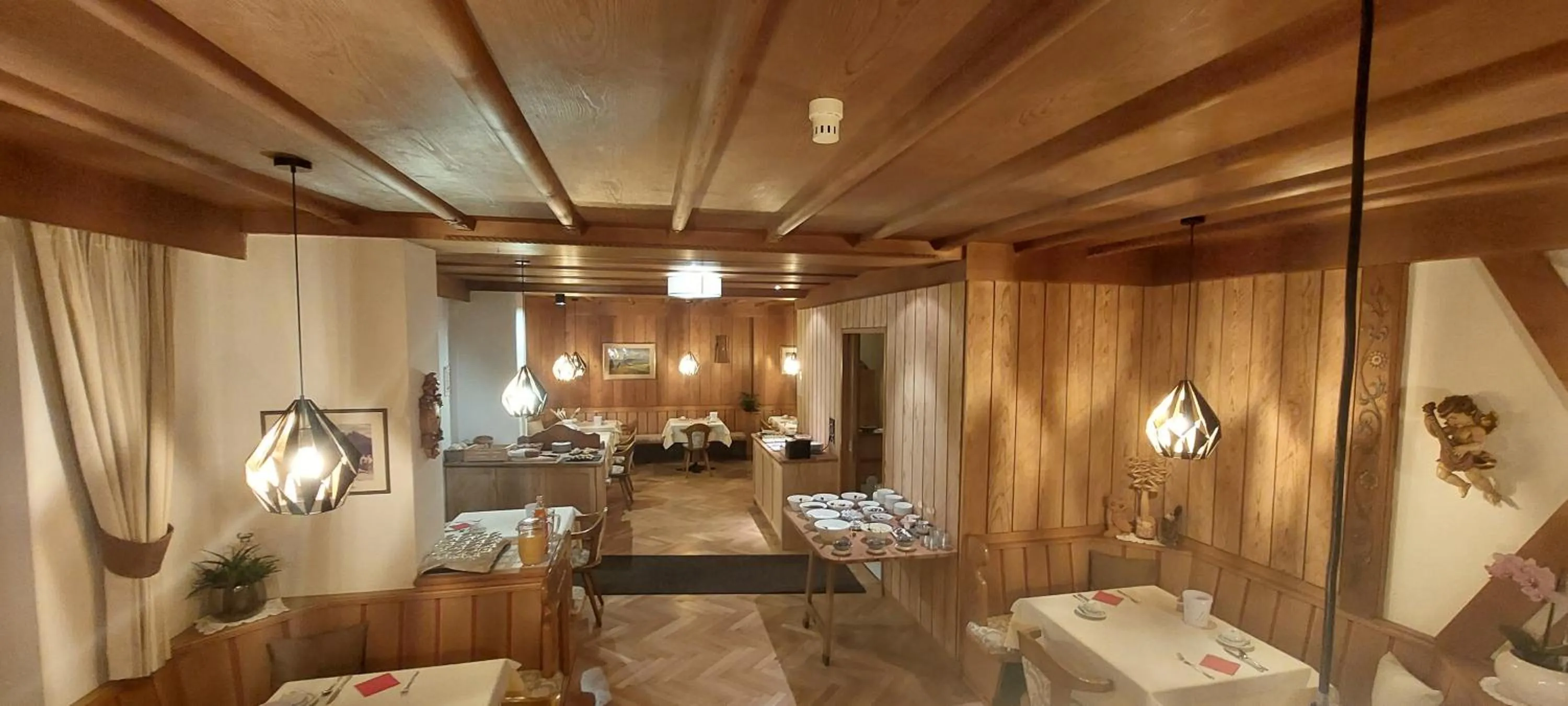 Breakfast in Garni Panoramik