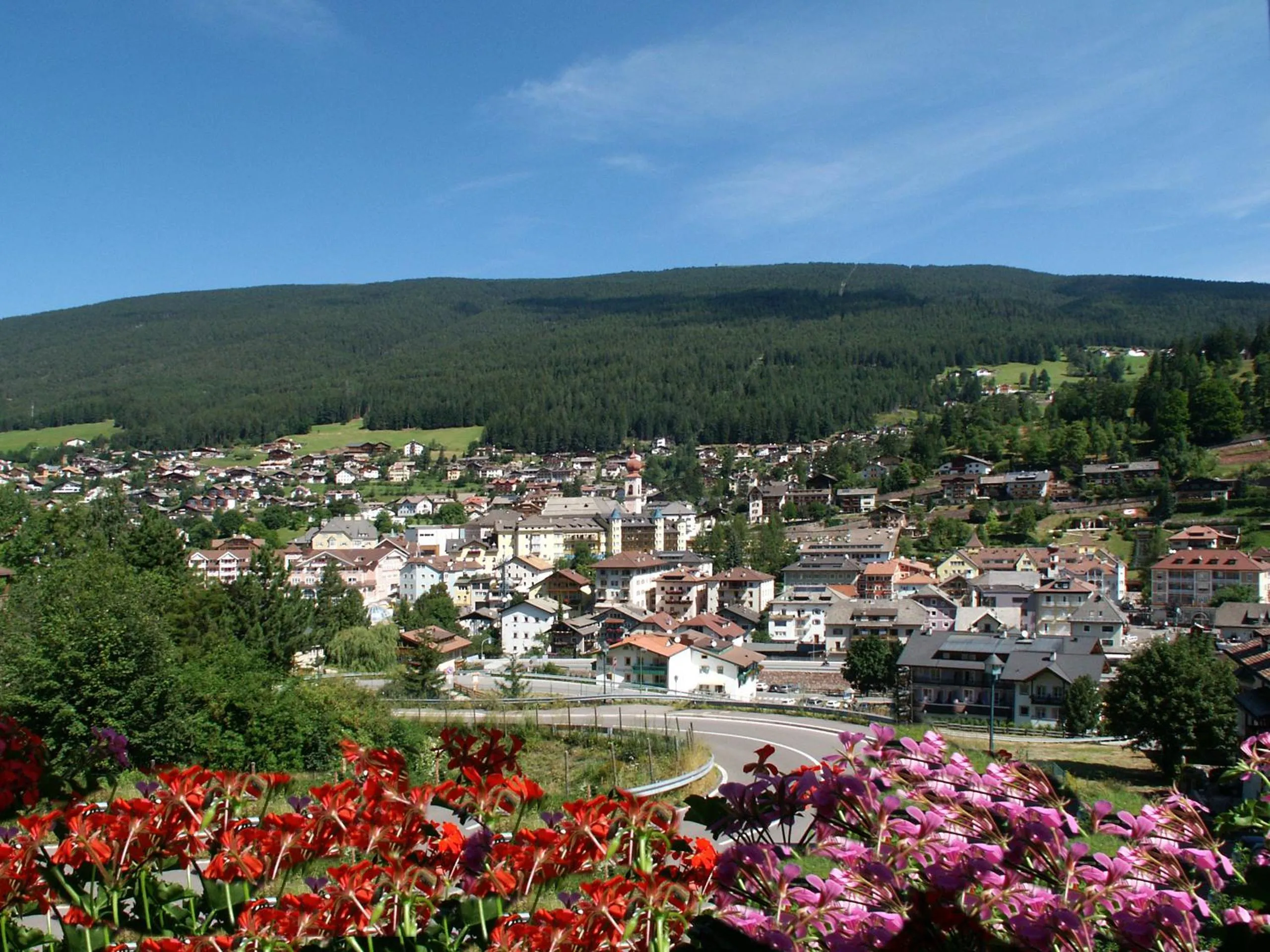 Day in Garni Panoramik