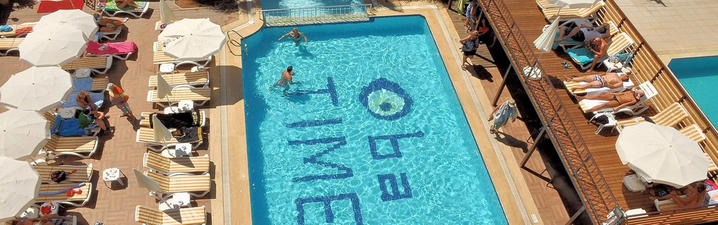 Swimming pool in Oba Time Hotel