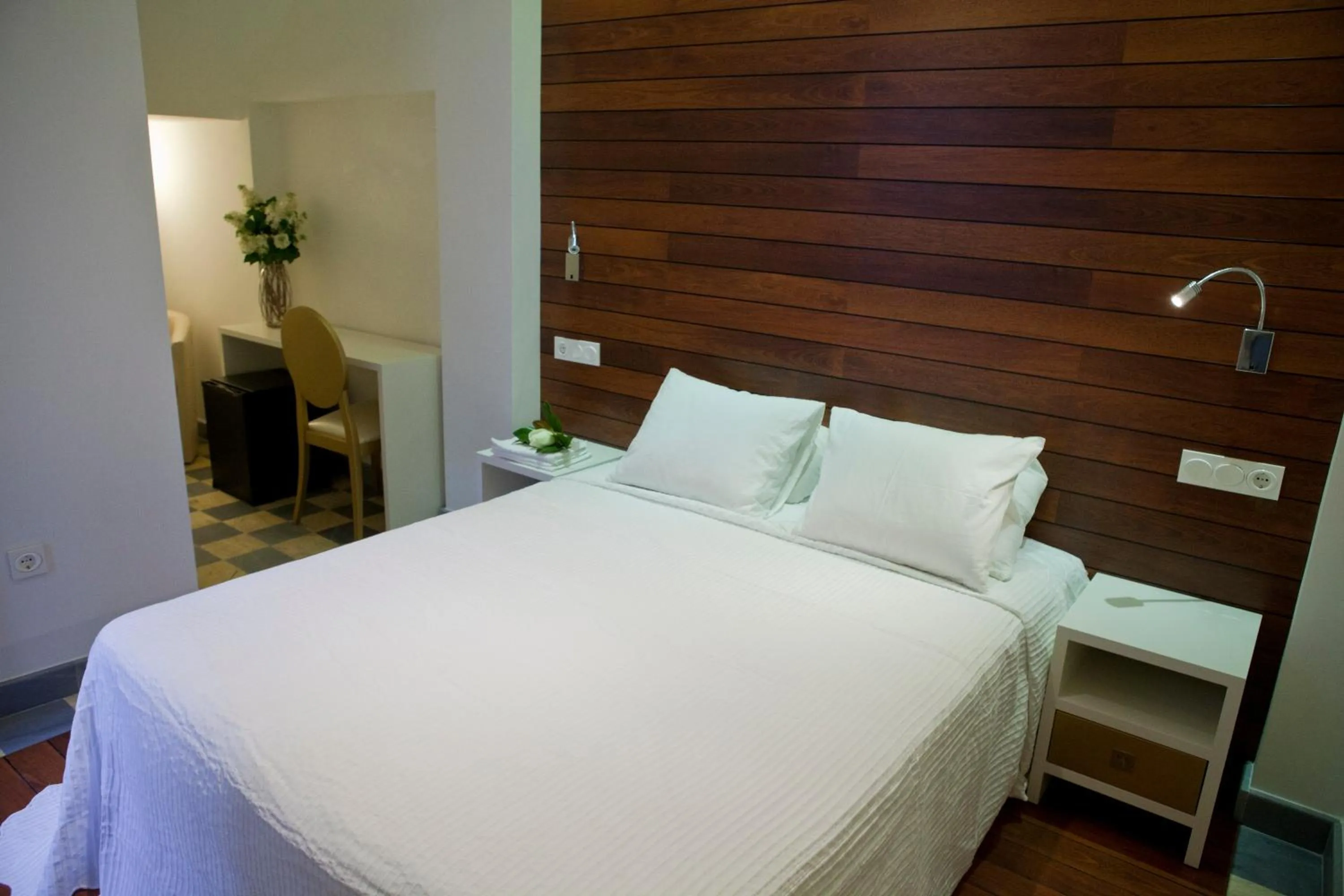 Bed in Hostal El Alojado de Velarde