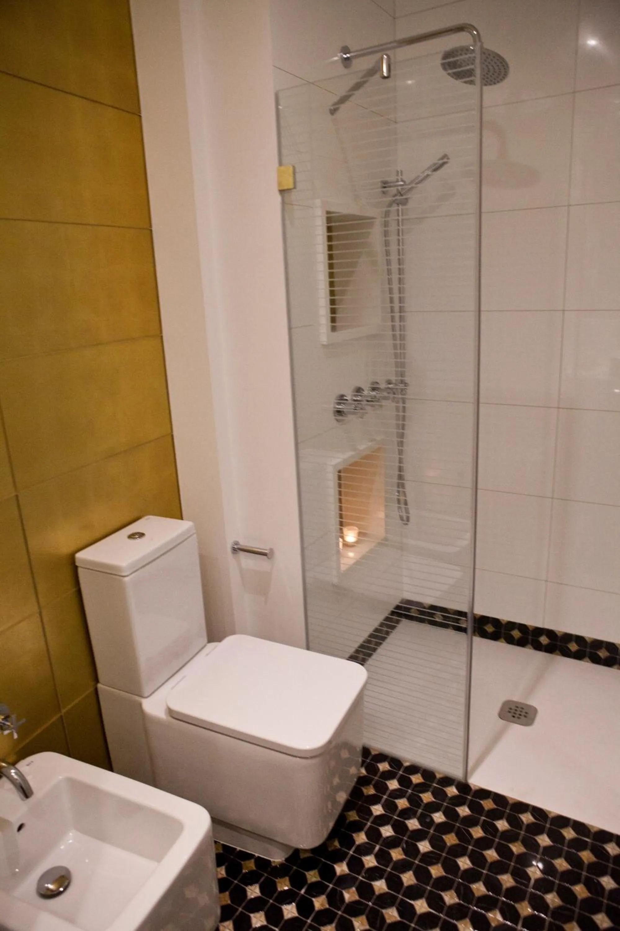 Shower in Hostal El Alojado de Velarde