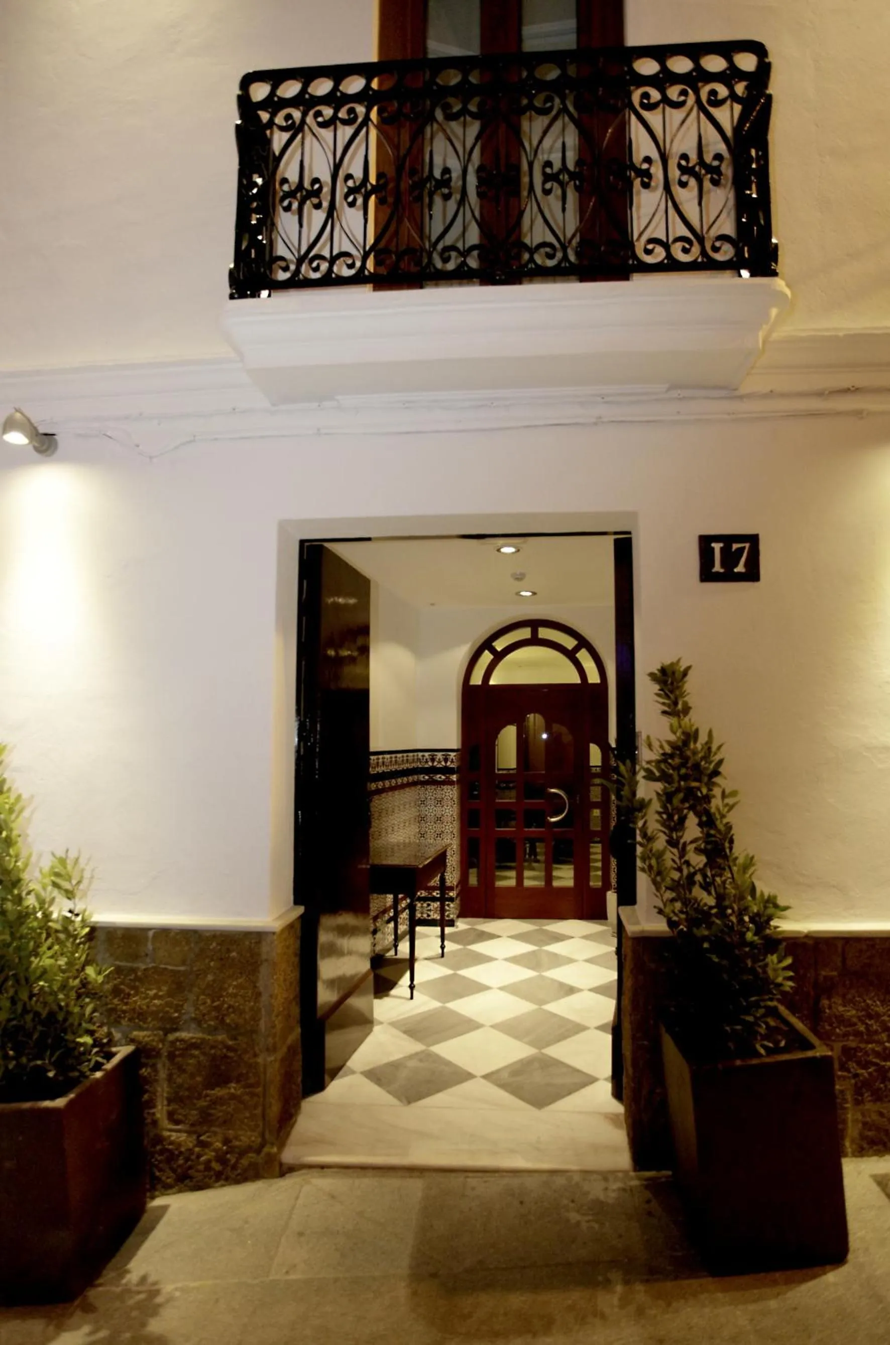 Facade/entrance in Hostal El Alojado de Velarde