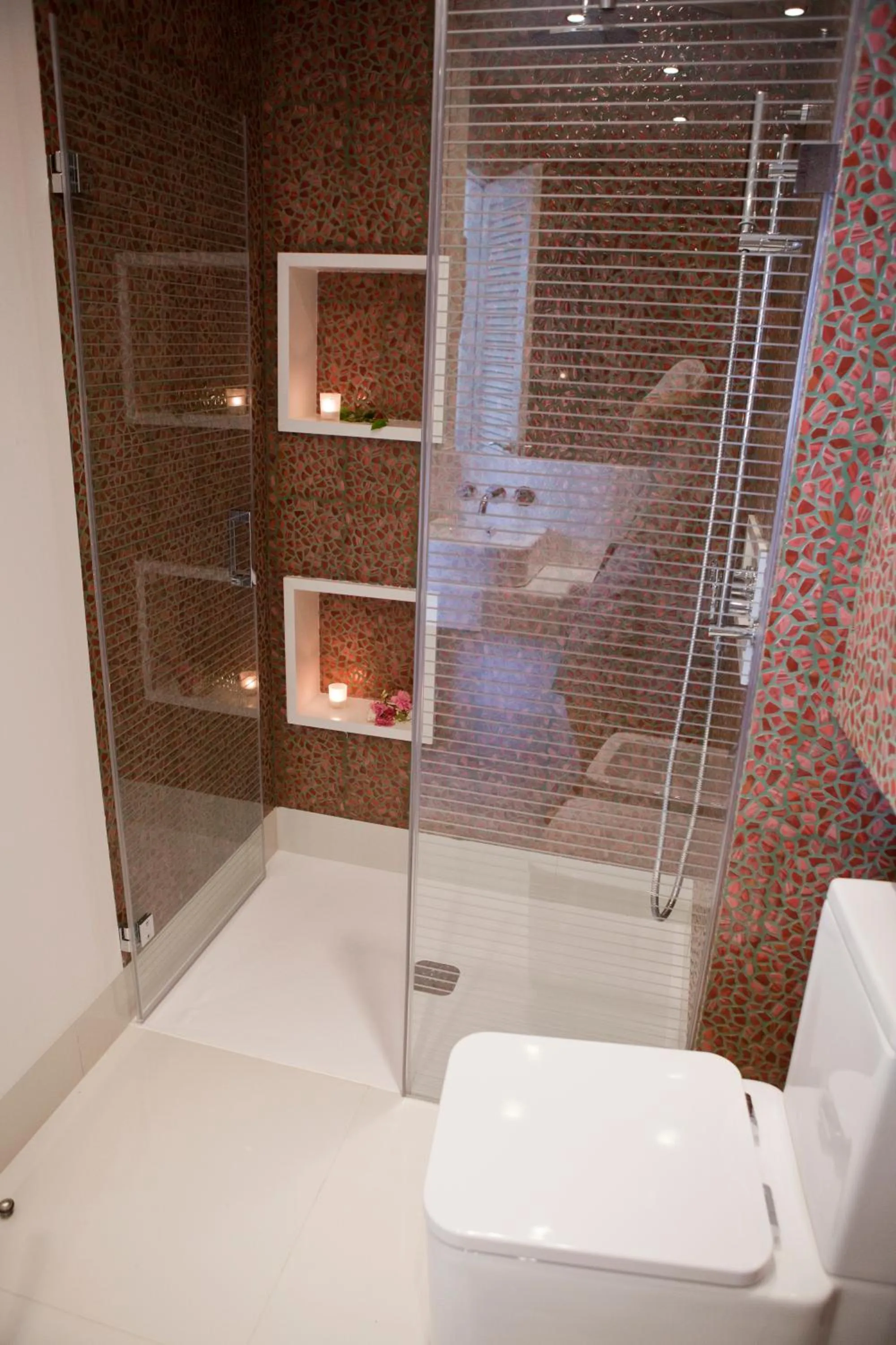Shower in Hostal El Alojado de Velarde