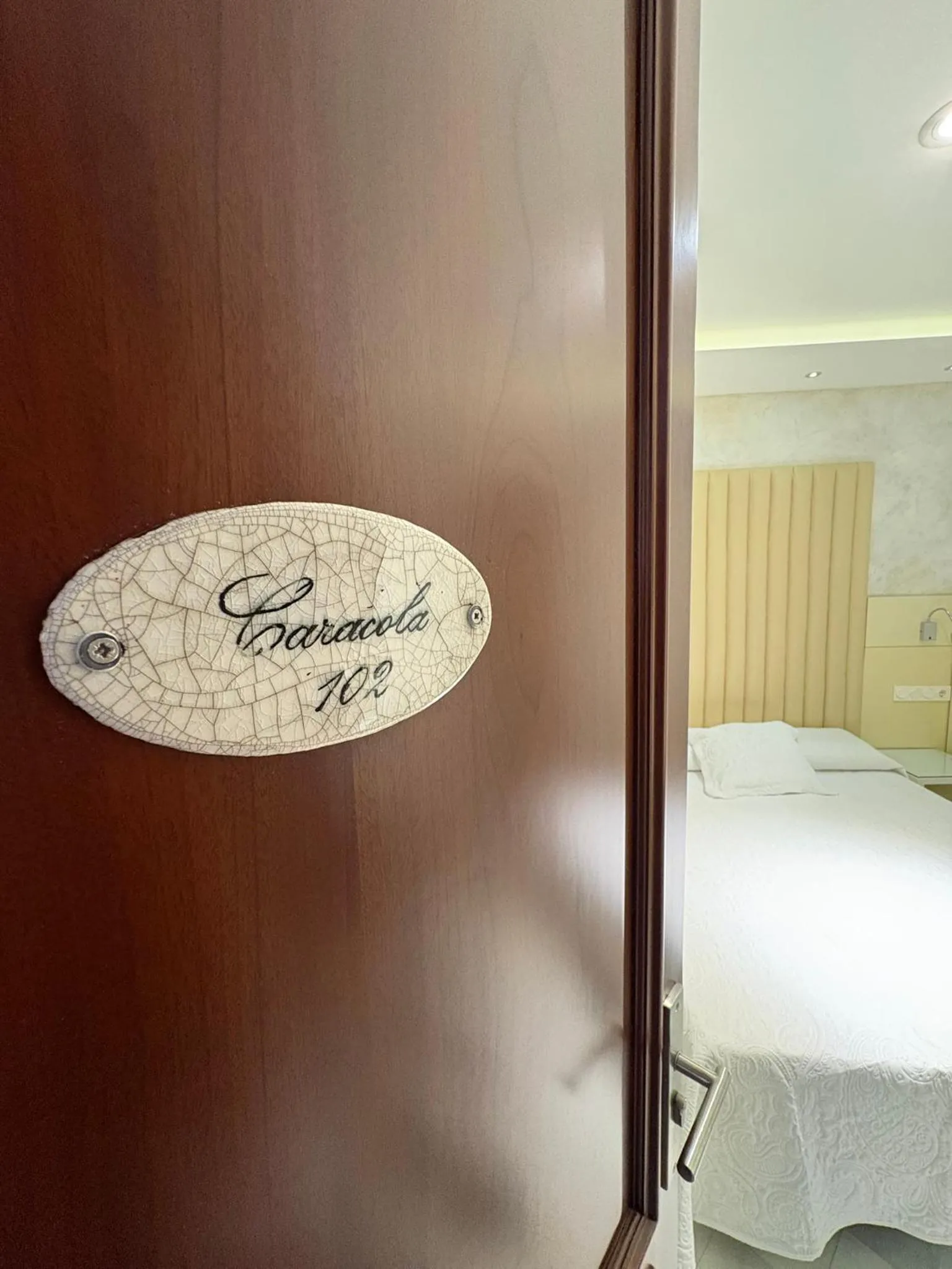 Photo of the whole room, Bed in Hostal El Alojado de Velarde