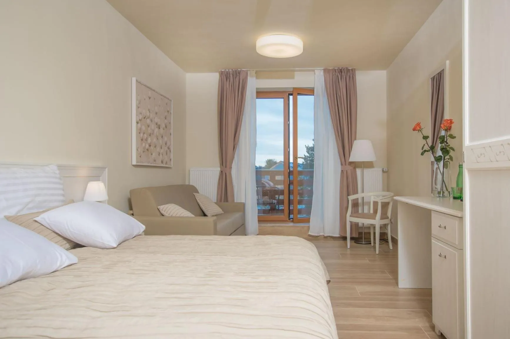 Bed in Hotel SLUNEČNÁ LOUKA