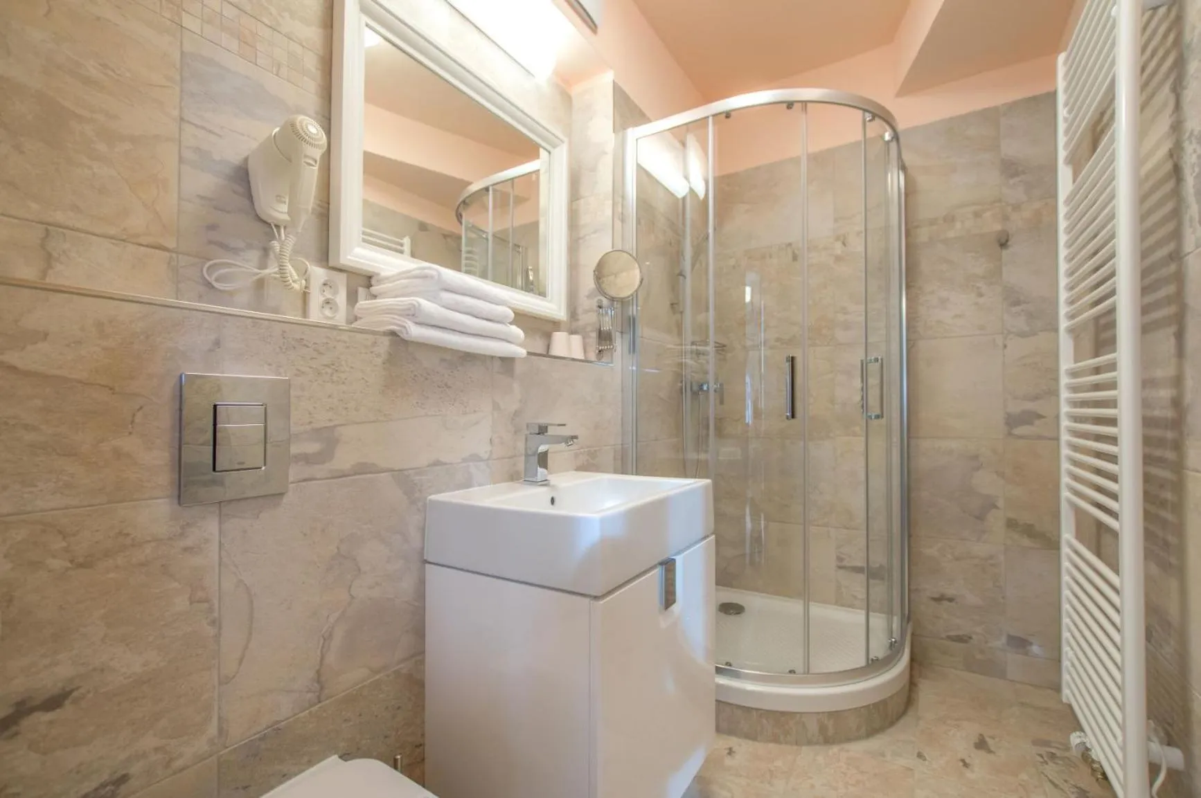 Bathroom in Hotel SLUNEČNÁ LOUKA