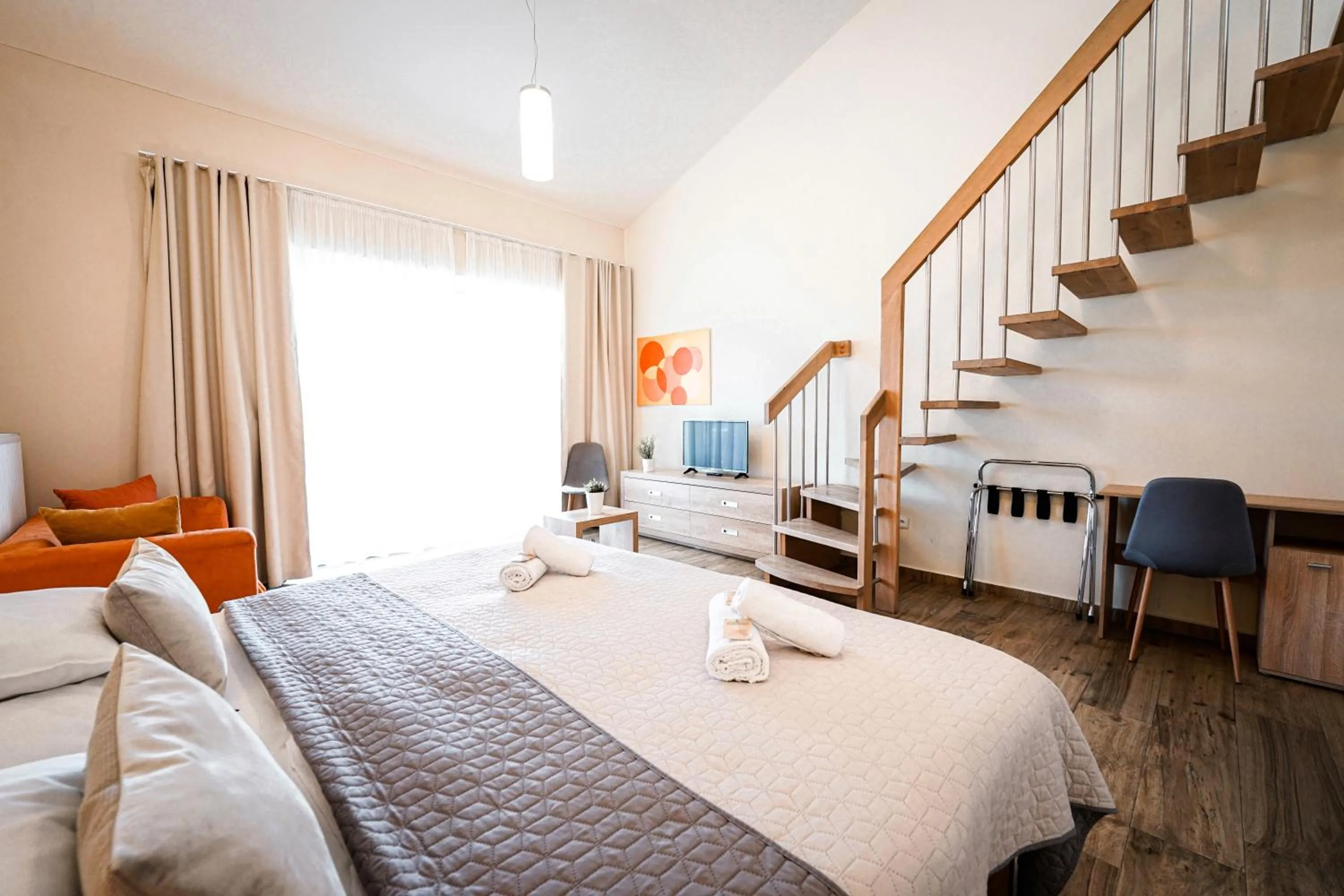 Living room, Bed in Hotel SLUNEČNÁ LOUKA