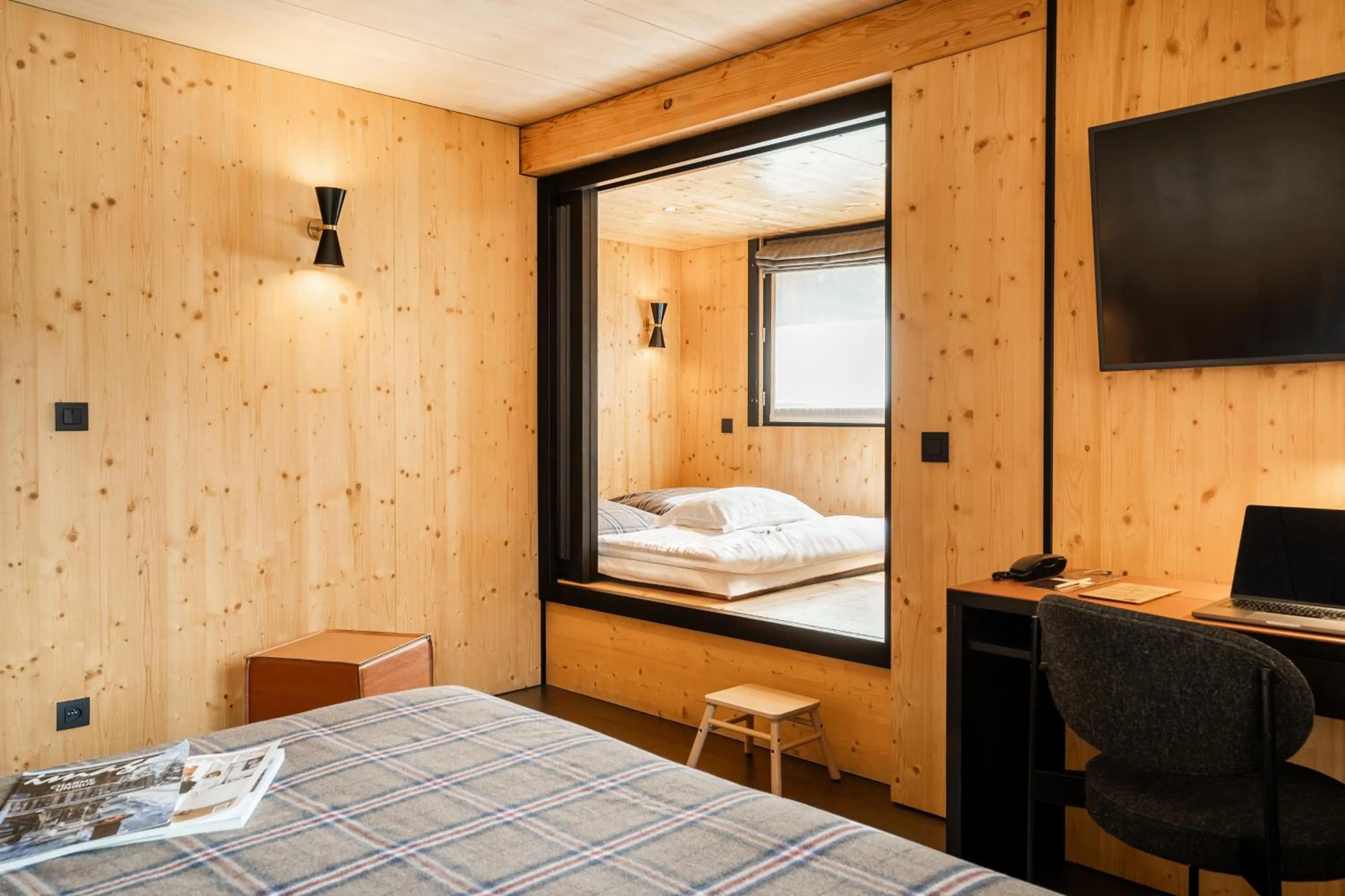 Bed in St-Alban Hotel & Spa