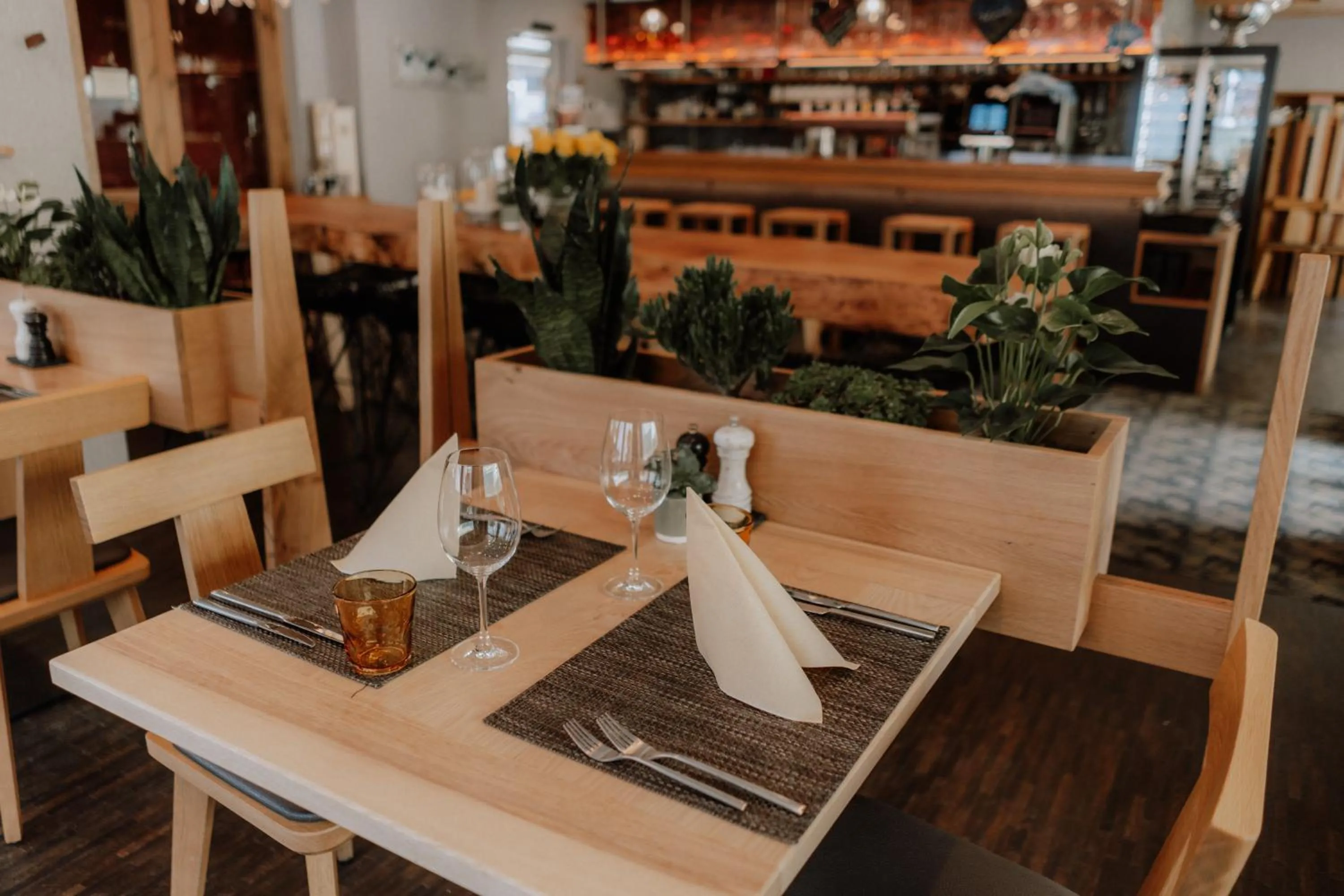 Restaurant/places to eat in Apart Lodge belMont