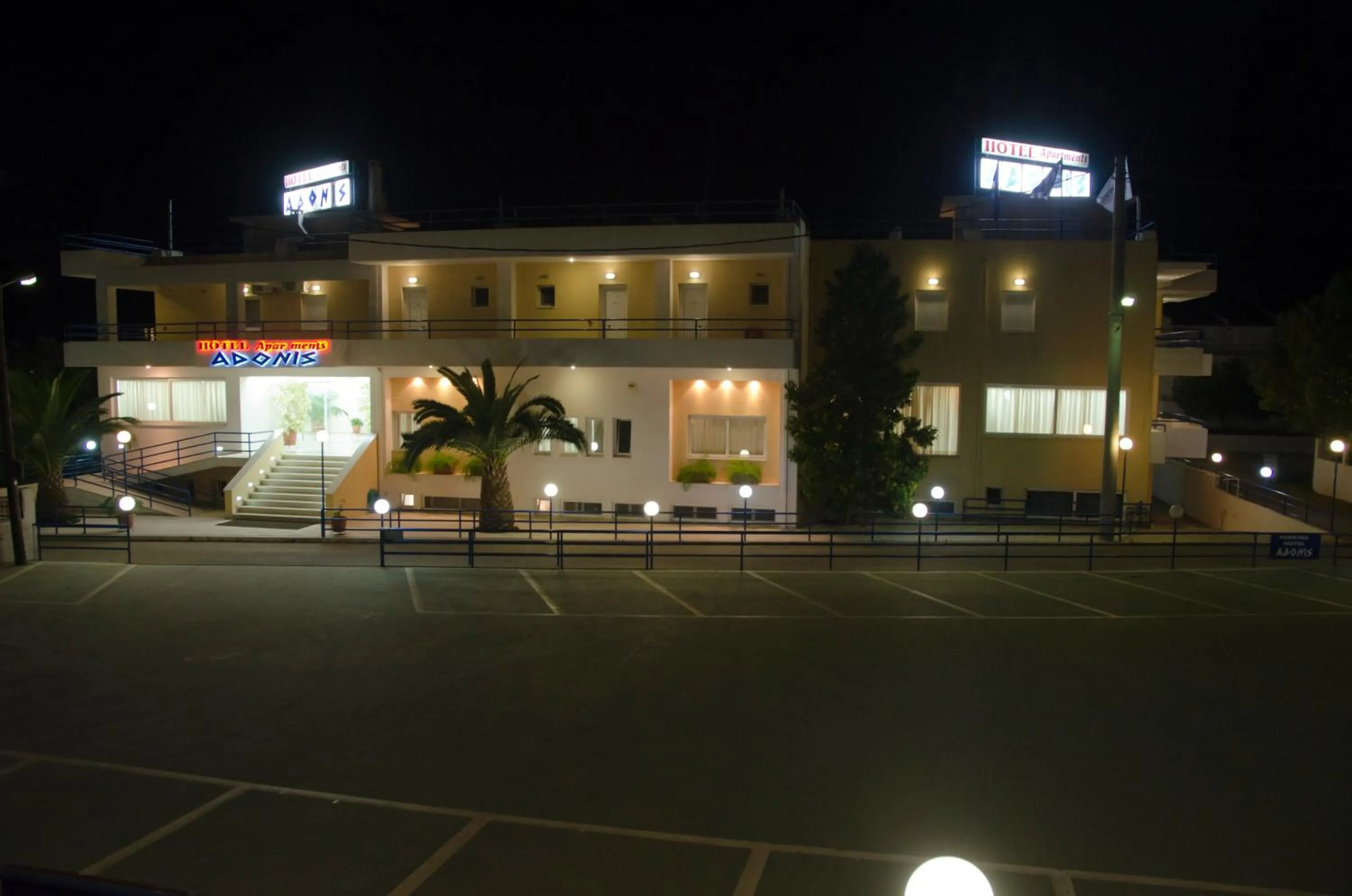 Facade/entrance in Adonis Hotel
