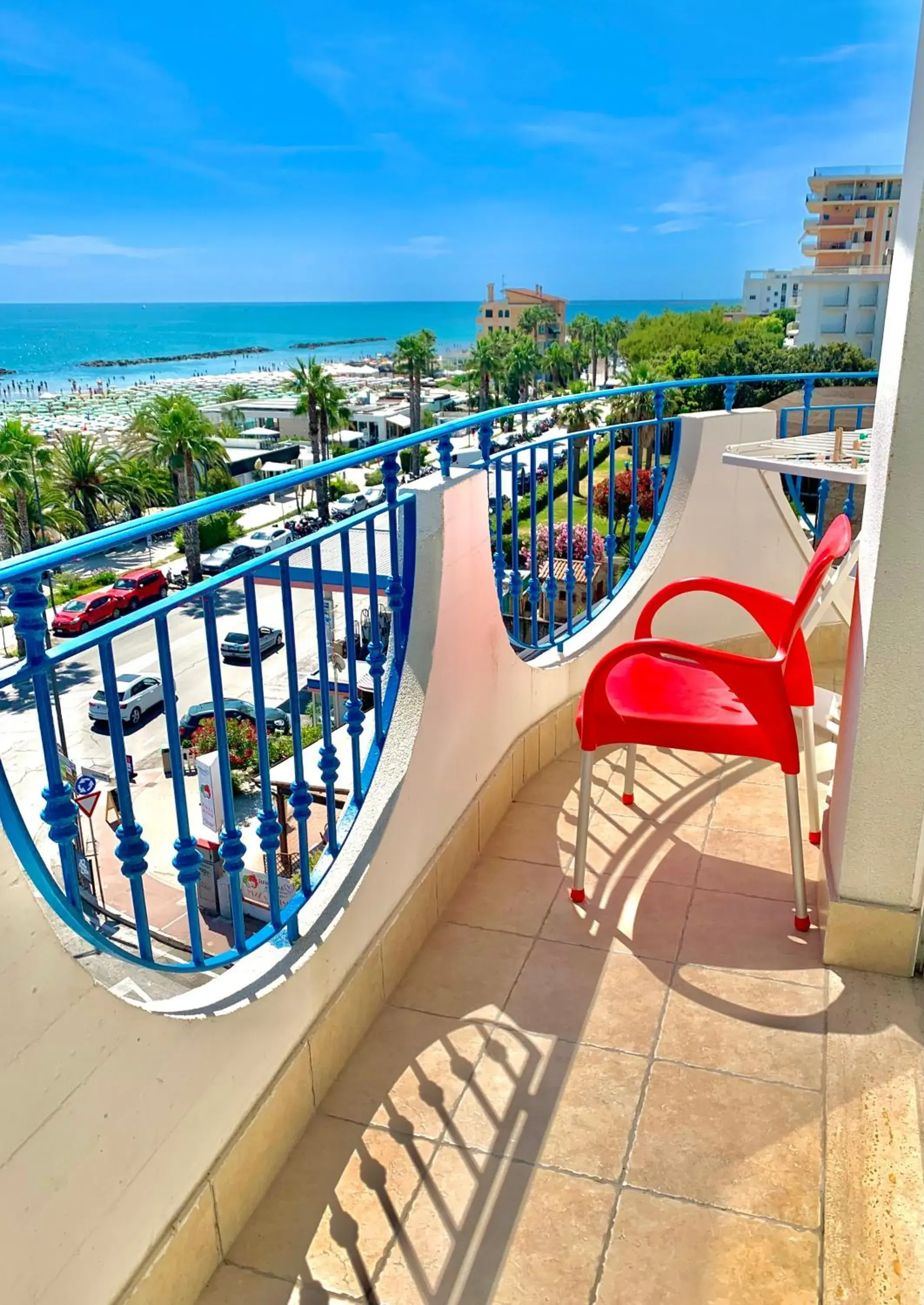 Family Room with Sea View in Hotel Ambassador Family Room with Sea View in Hotel Ambassador