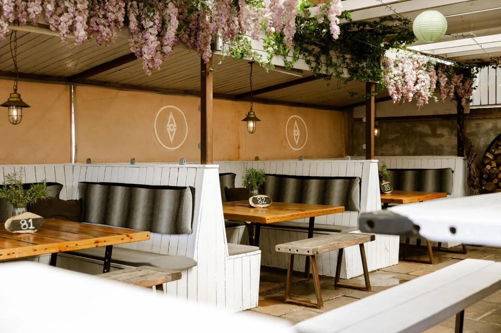 Dining area in The George Inn