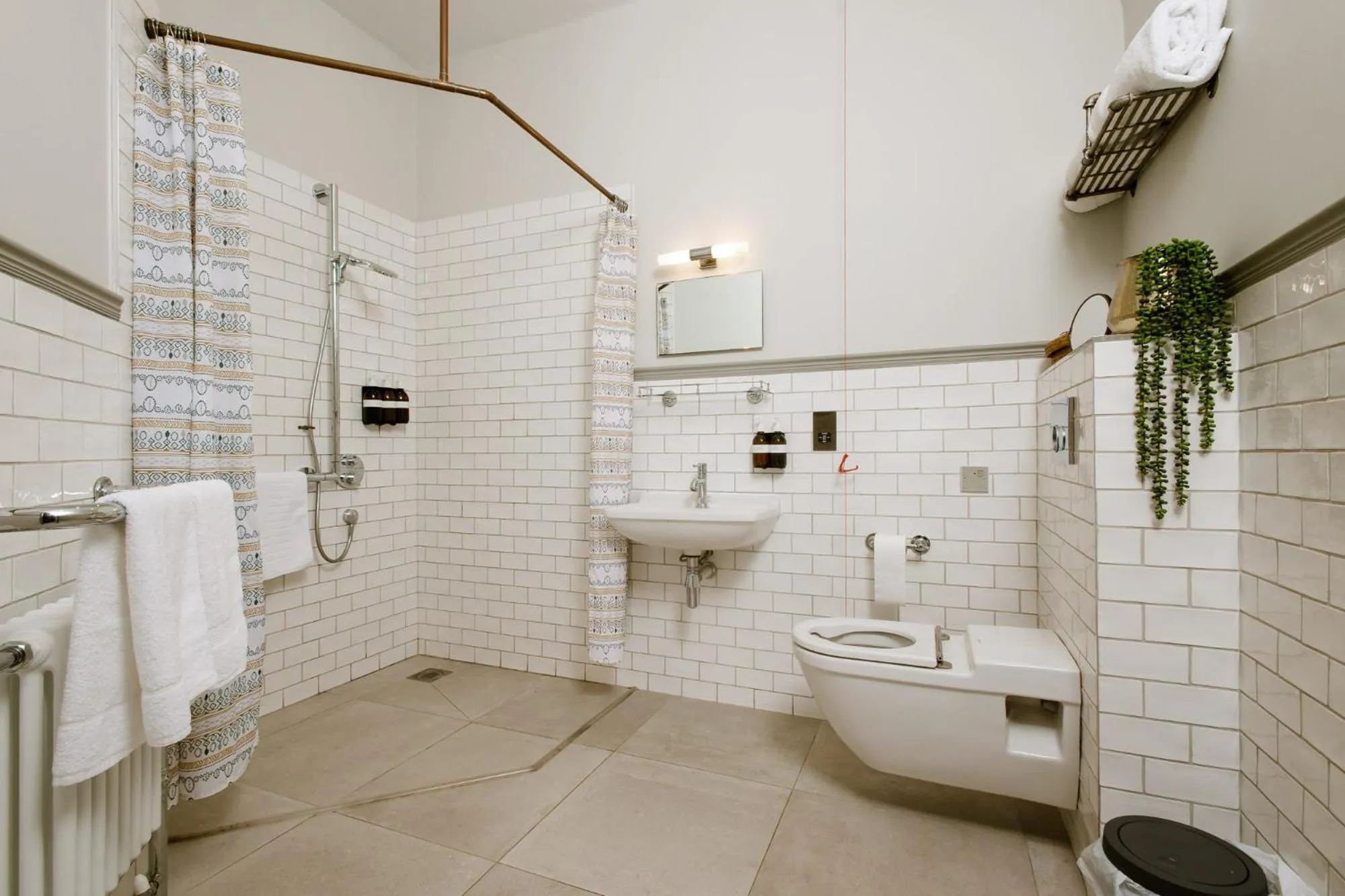 Bathroom in The George Inn