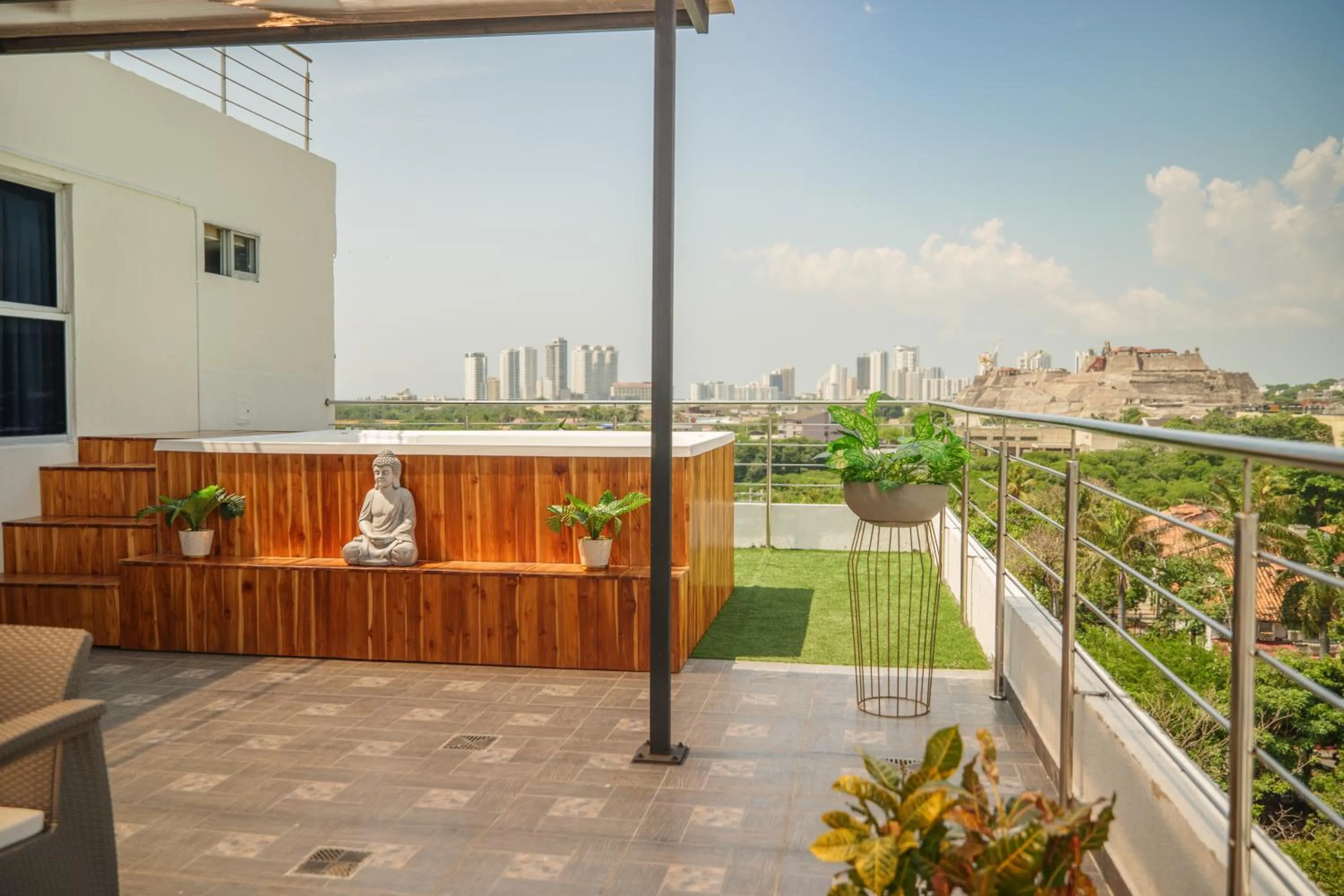 Property building in Bahia 79 Apartasuites Cerca al Centro