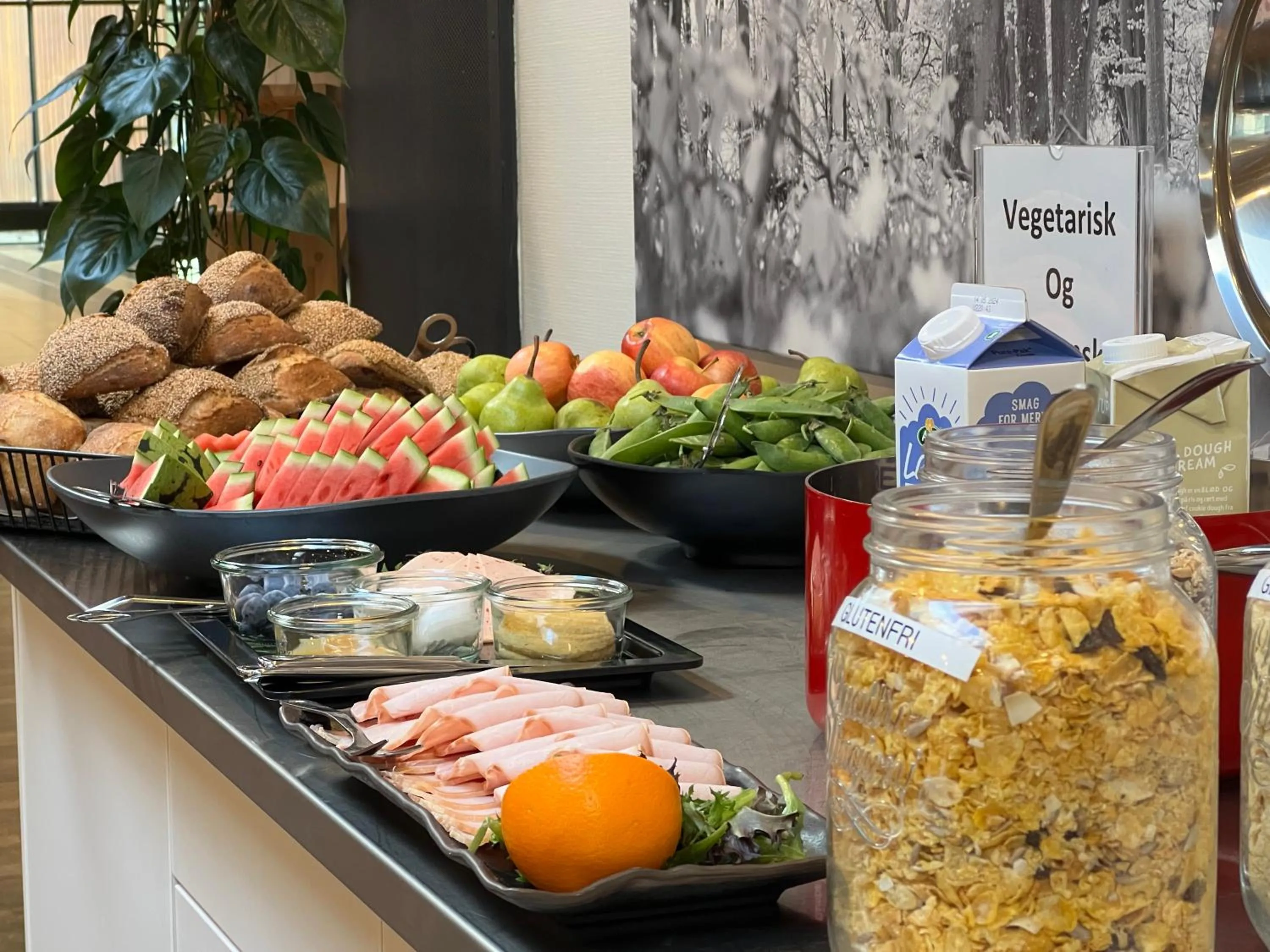 Breakfast in Vingsted Hotel & Konferencecenter