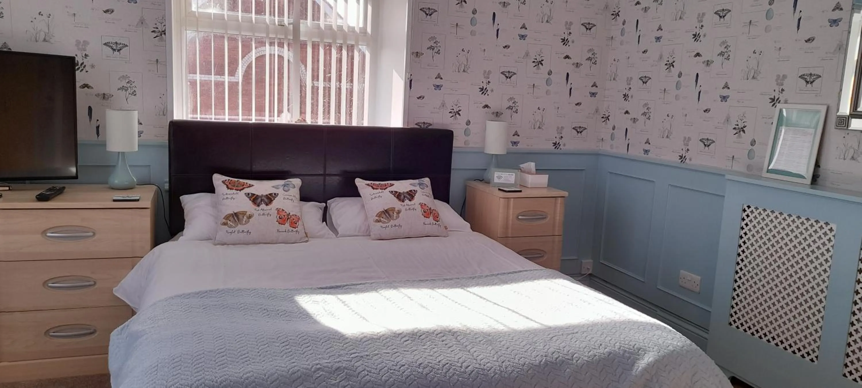 Bedroom, Bed in Waverley B & B