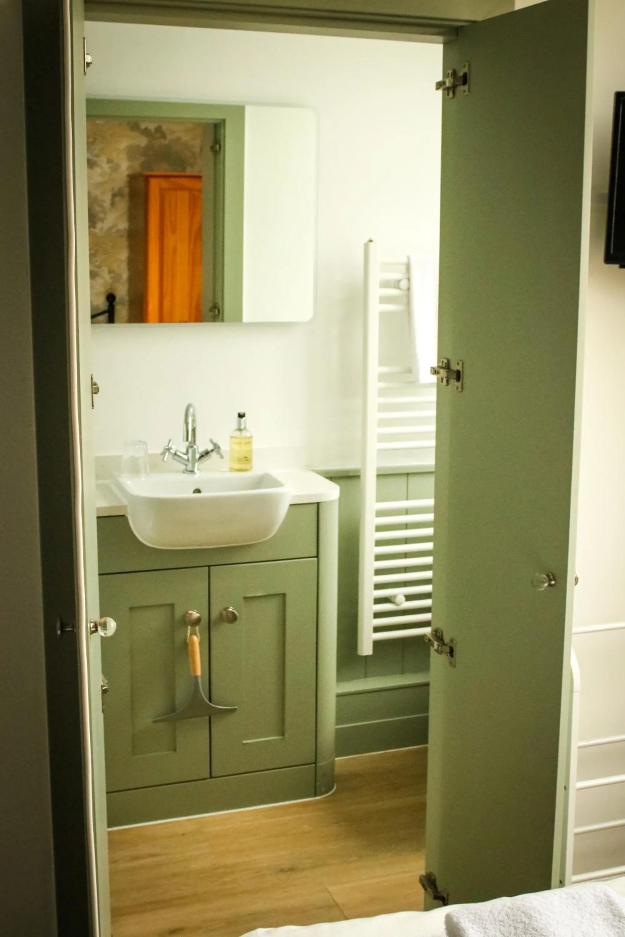 Bathroom in Waverley B & B