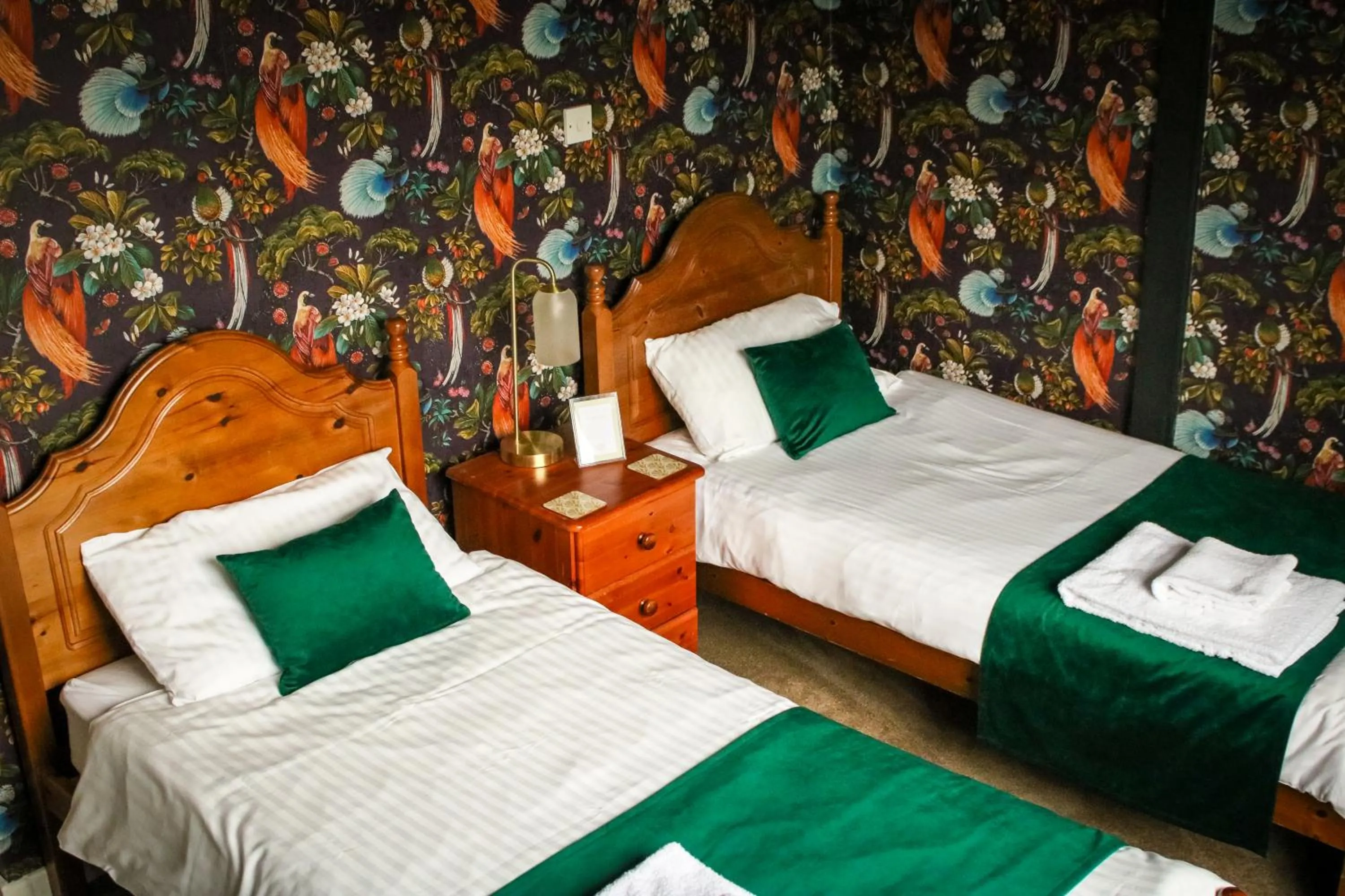 Bedroom, Bed in Waverley B & B