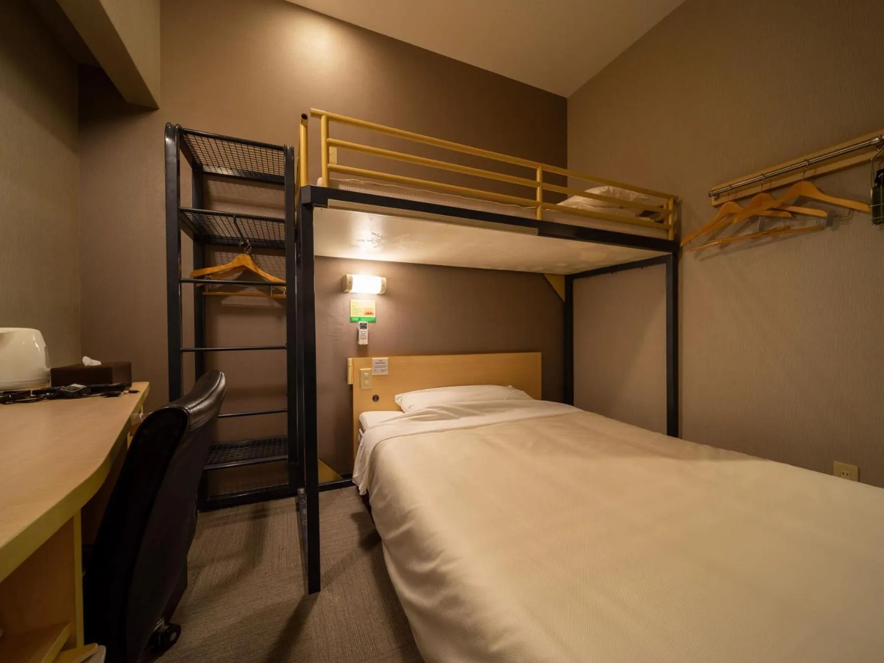 Bed in Super Hotel Fuji Inter