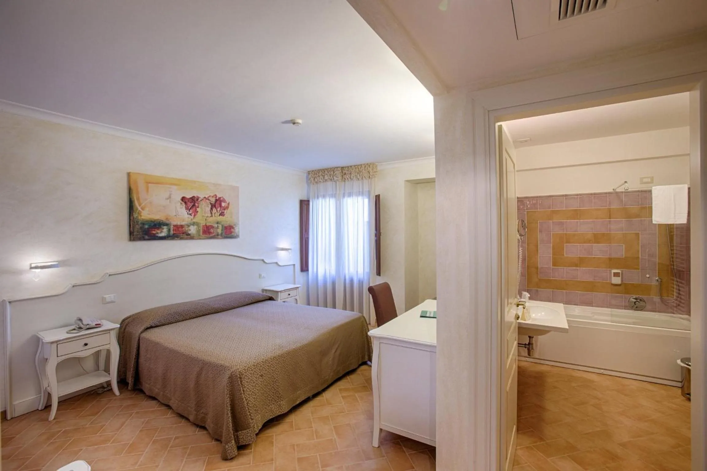 Photo of the whole room, Bed in Relais Masseria Caselli