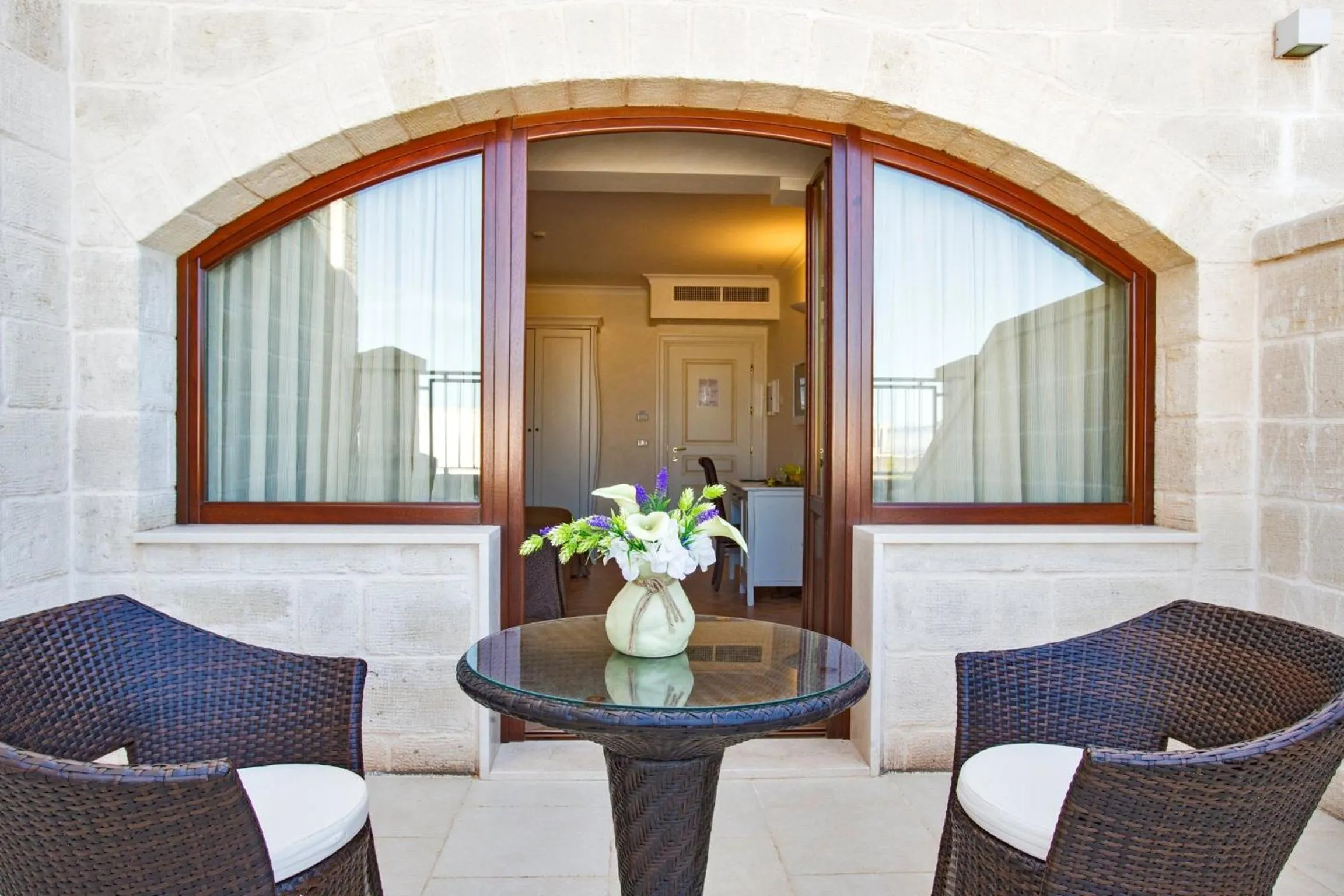 Patio in Relais Masseria Caselli