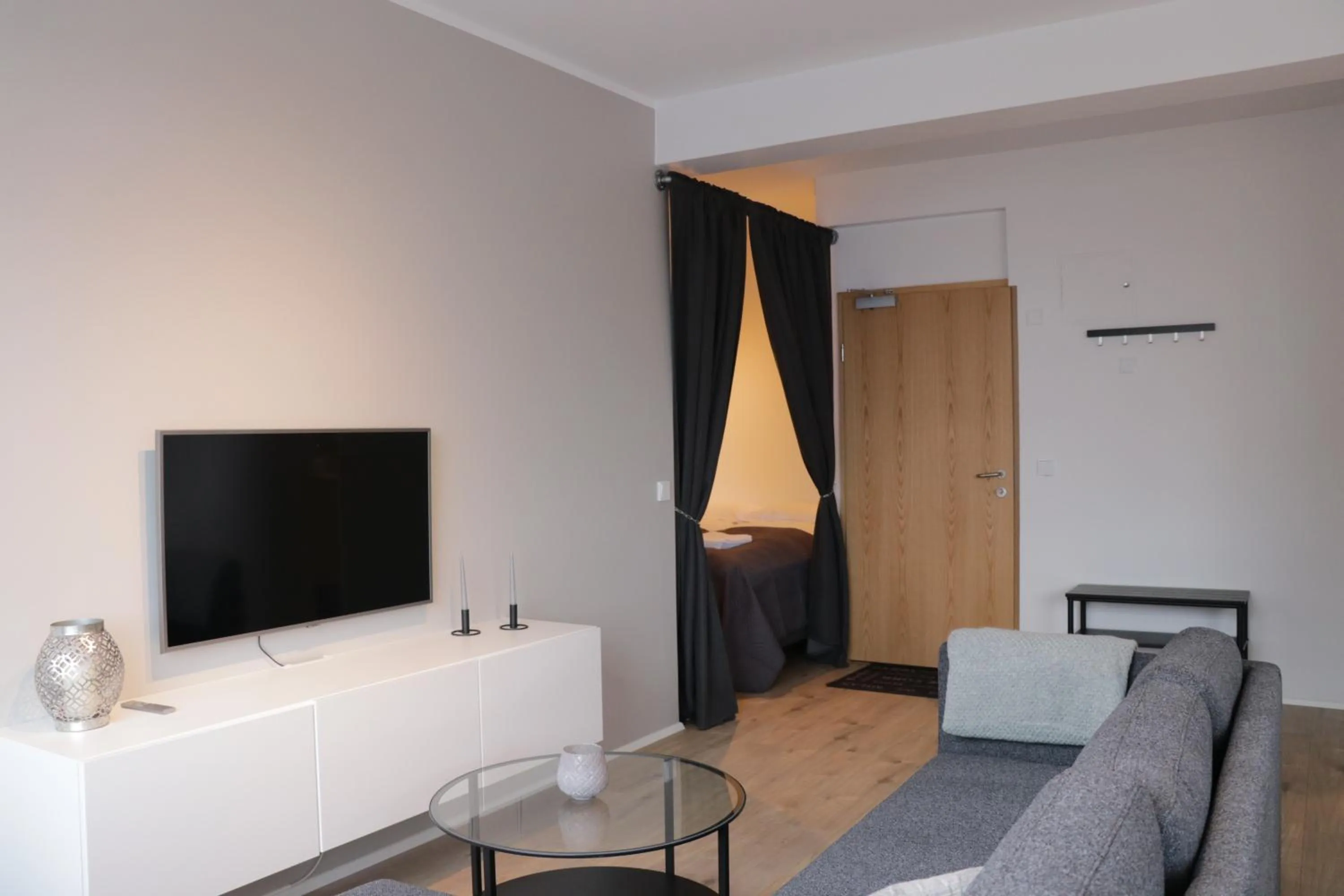 TV and multimedia in Odinn Reykjavik Skolavordustigur Apartments