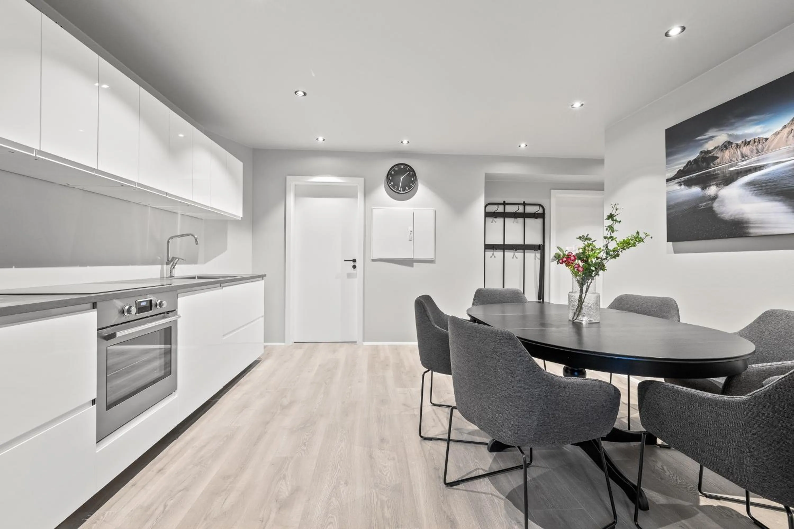 Kitchen or kitchenette in Odinn Reykjavik Skolavordustigur Apartments