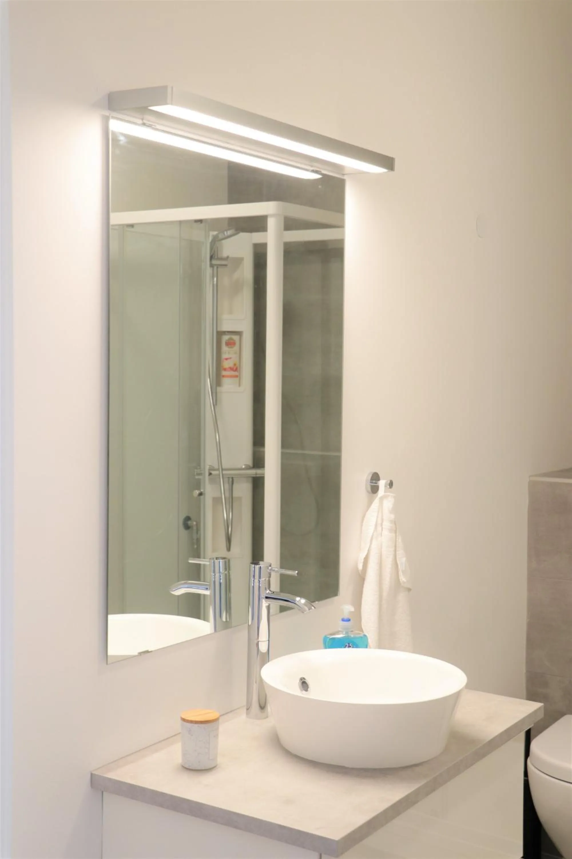 Bathroom in Odinn Reykjavik Skolavordustigur Apartments