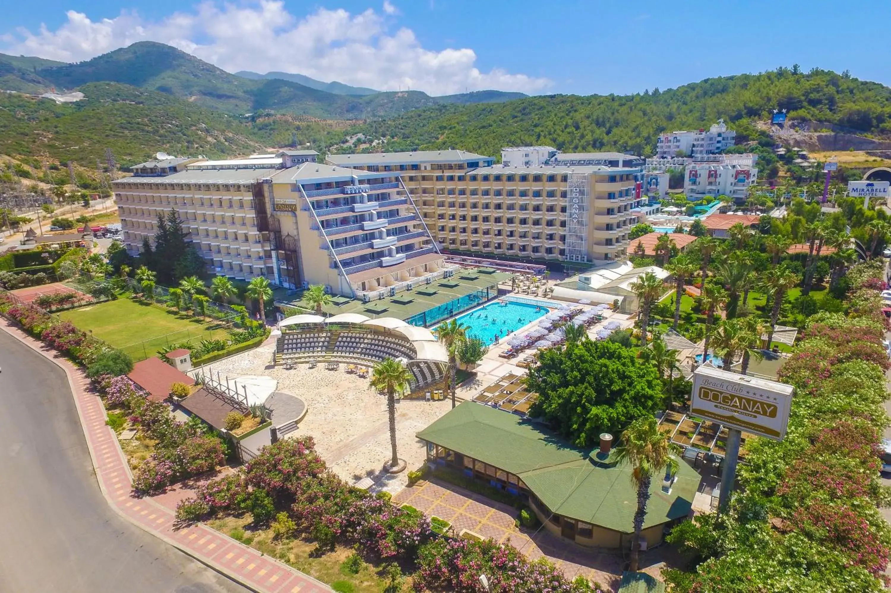 Property building, Bird's-eye View in Beach Club Doganay Hotel - All Inclusive