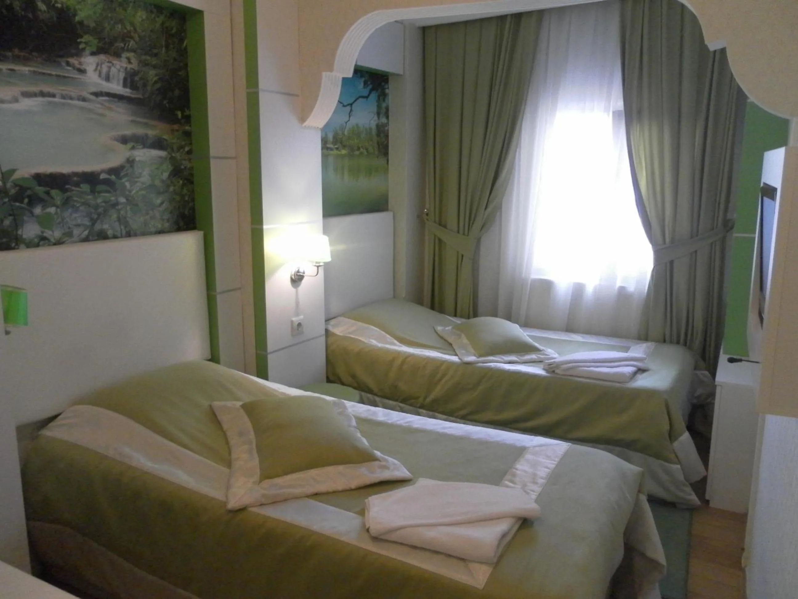 Bed in Hotel La White