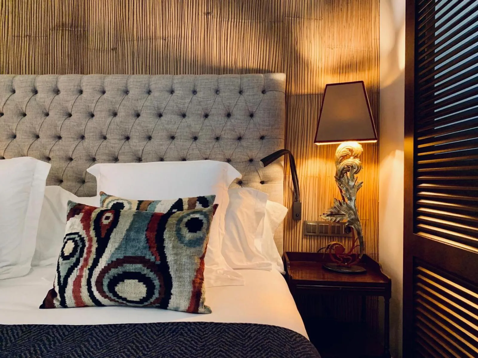 Decorative detail, Bed in Hotel Casa Palacio María Luisa