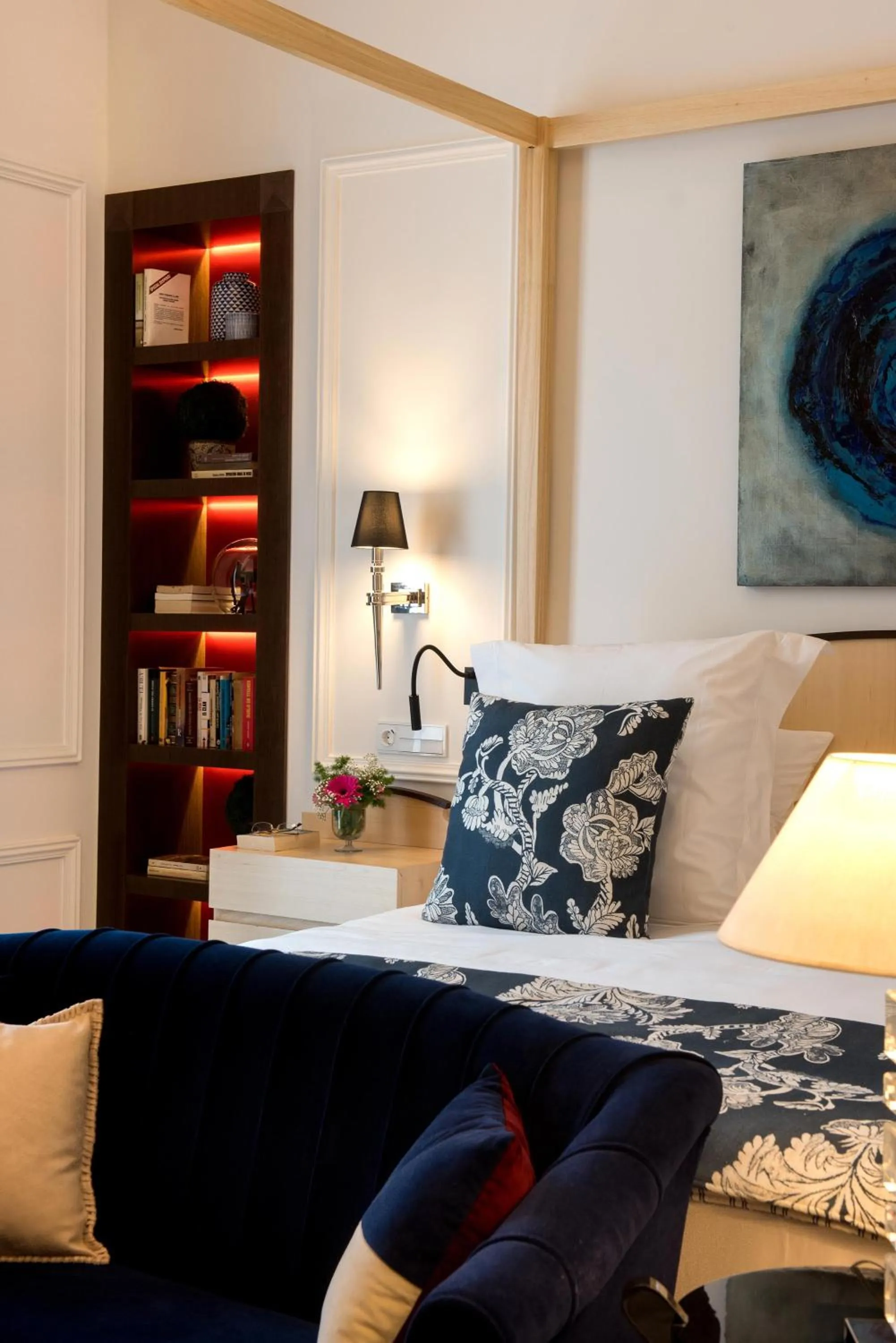 Bed in Hotel Casa Palacio María Luisa