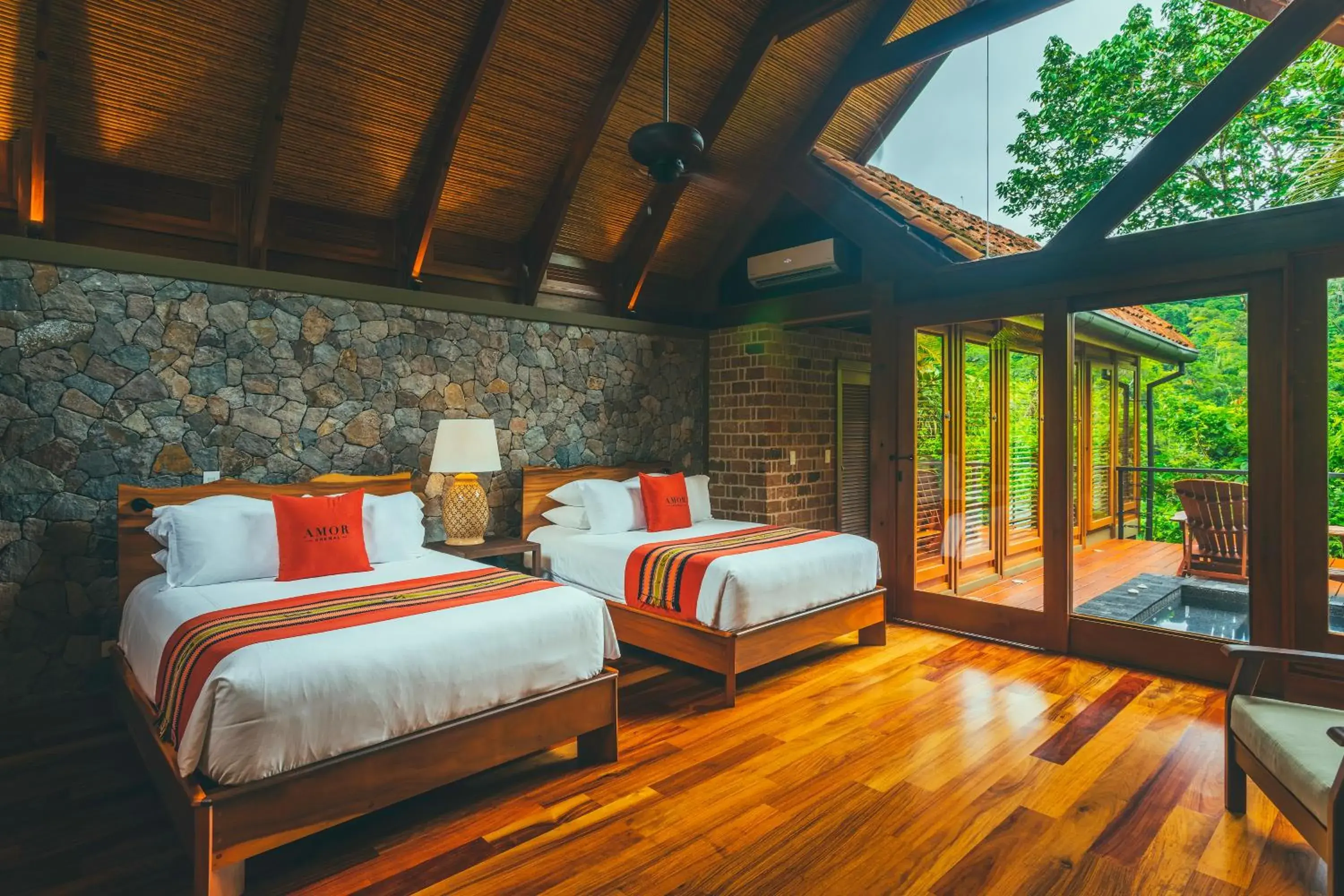 Bed in Amor Arenal Adults Friendly Bed in Amor Arenal Adults Friendly