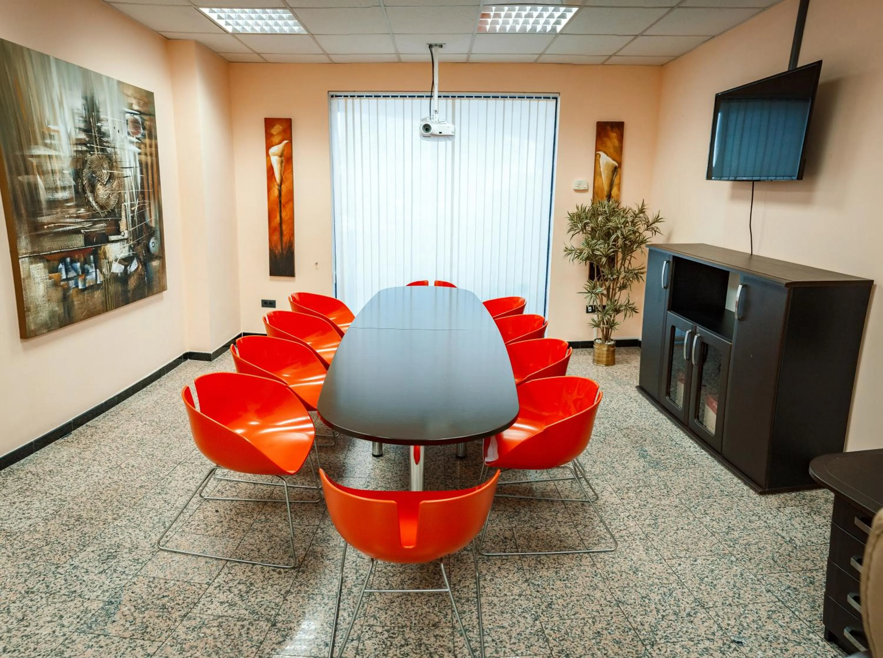 Business facilities in River Palace Hotel