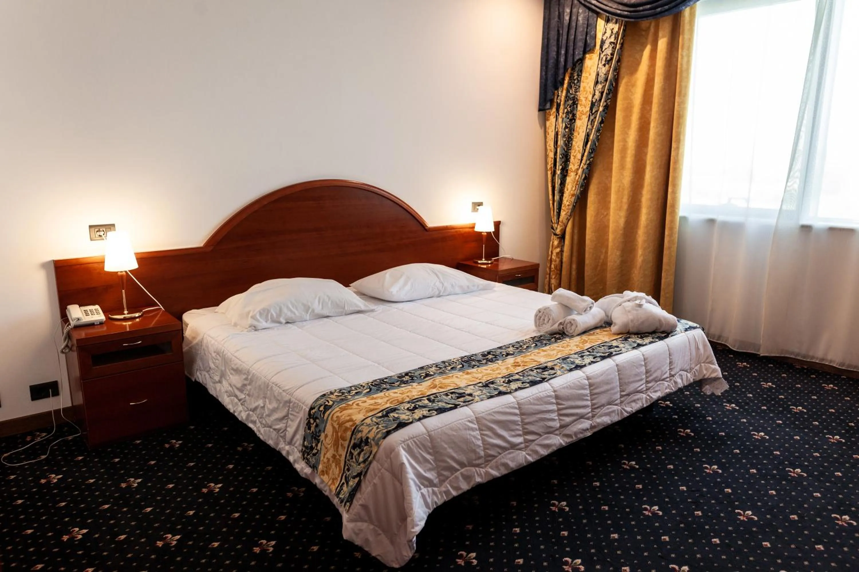 Photo of the whole room in River Palace Hotel