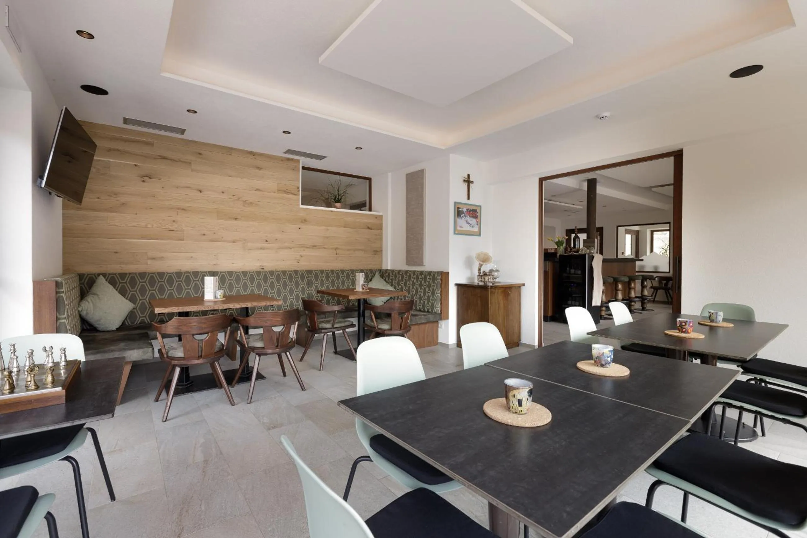 Restaurant/places to eat in Hotel Bergland