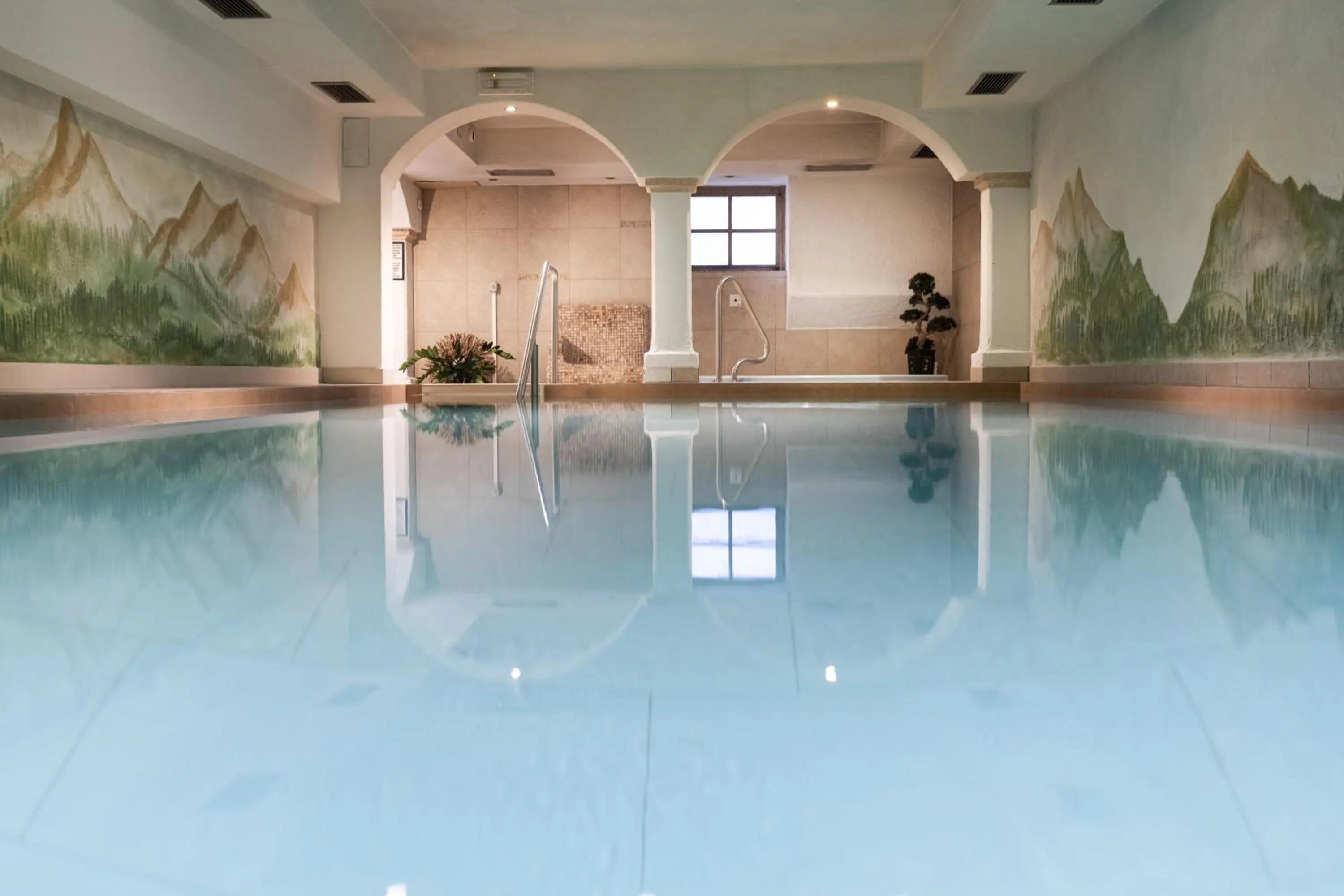 Swimming pool in Hotel Bergland